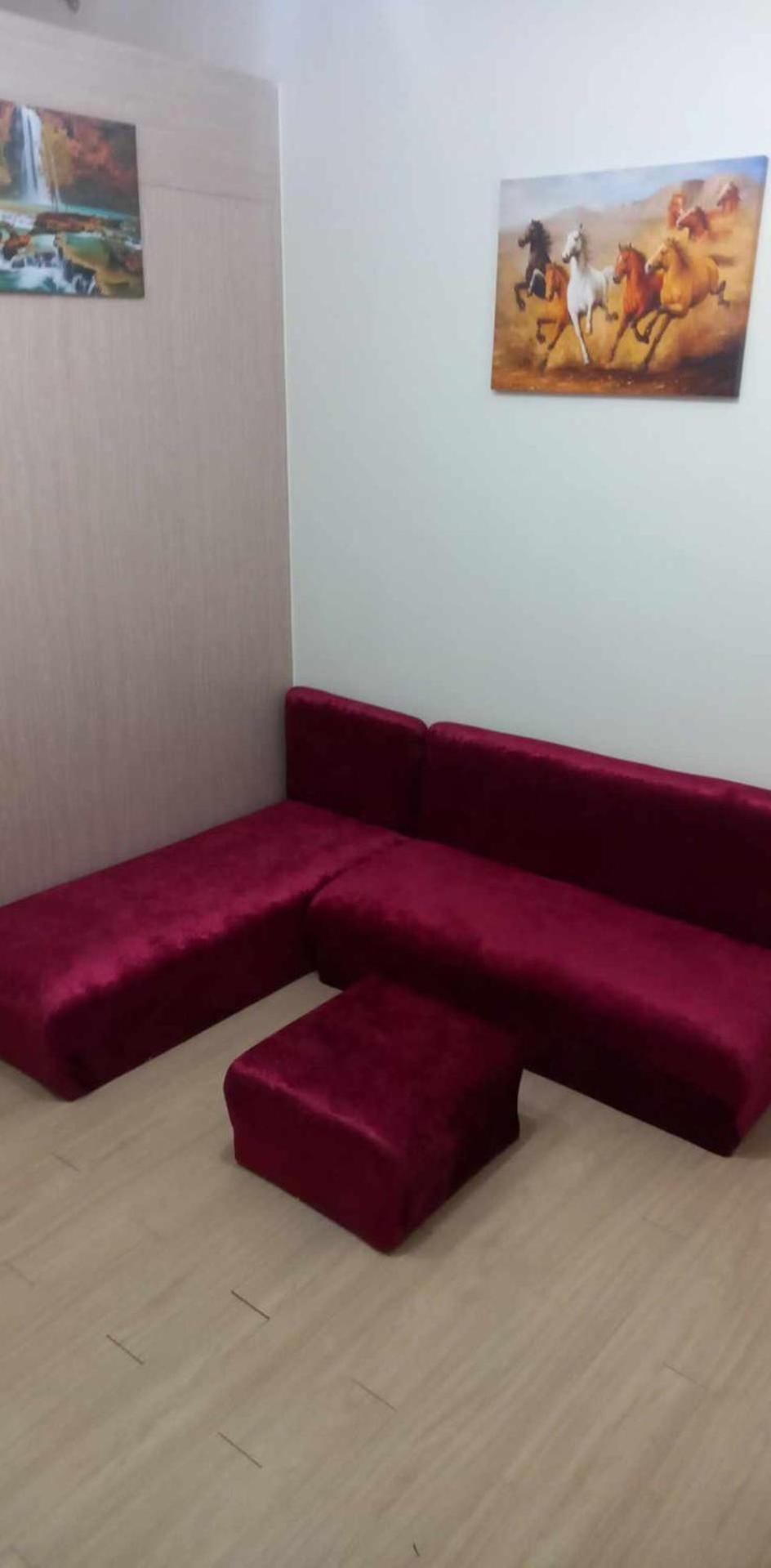 Comfy 1 Bedroom with Netflix & Free Wifi - Trees Residences Condominium