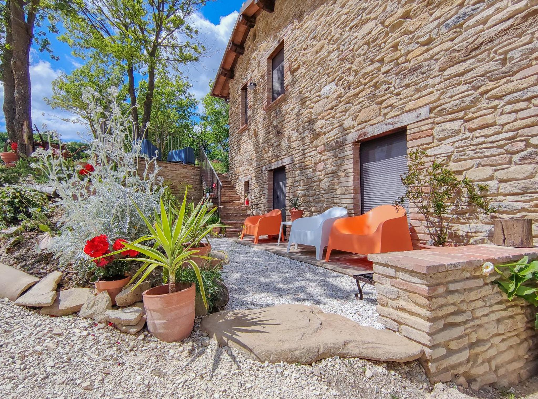 La Fonte Delle Faranghe by Host Hero view 5