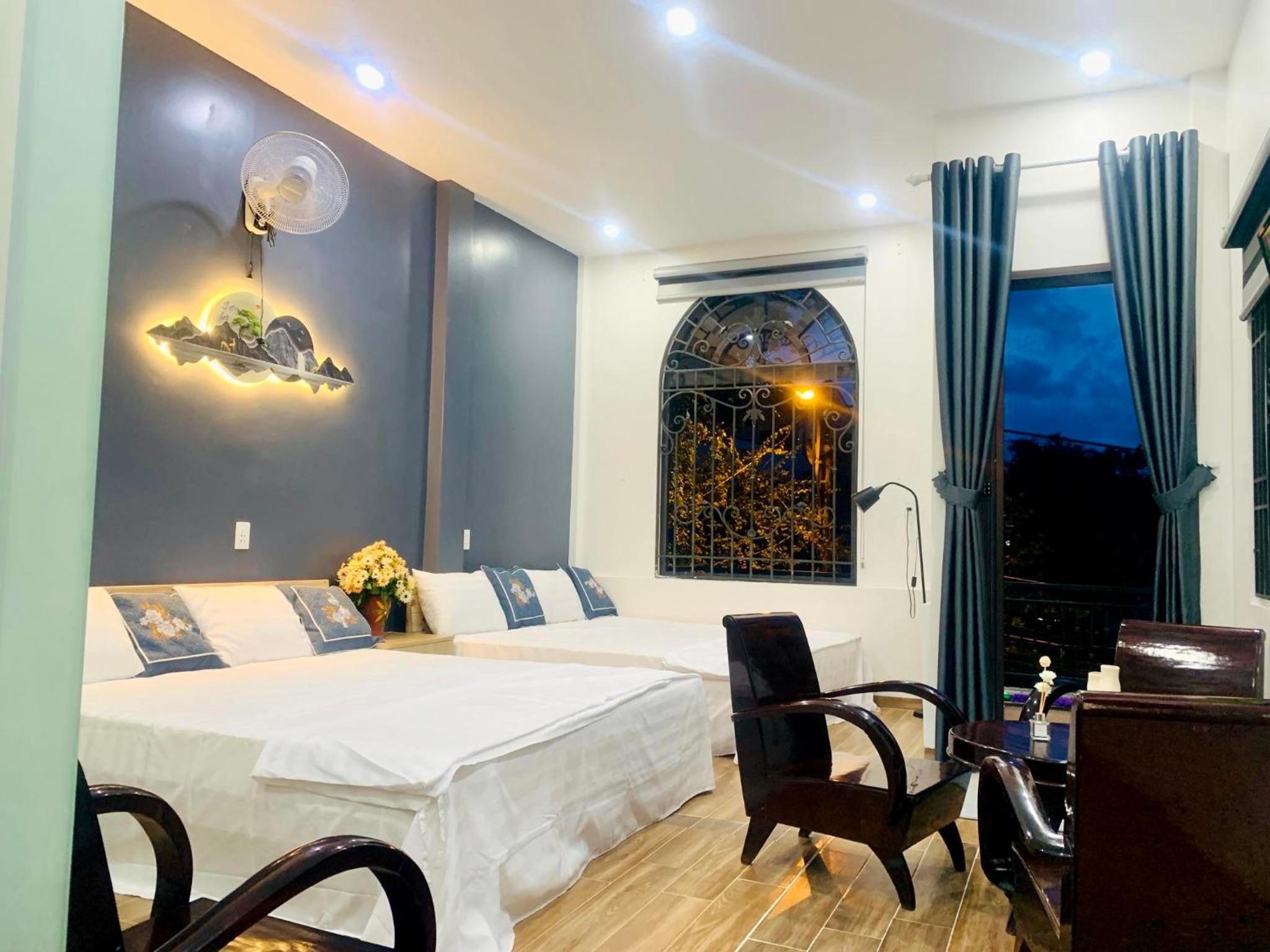 Êm Home 3 Bedrooms view 3