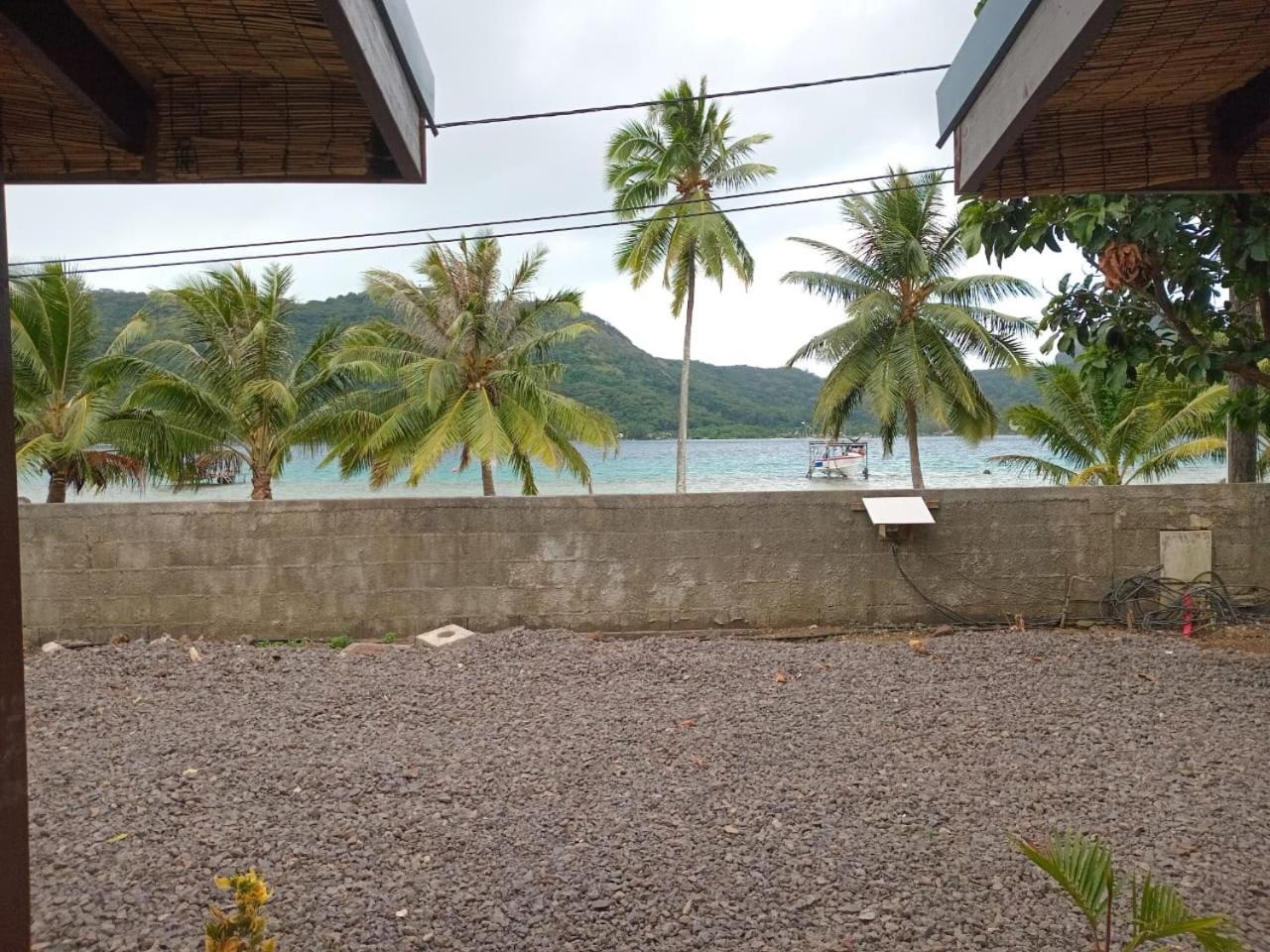BORA BORA VAITIHEI LODGE 2 BUNGALOWs view 3