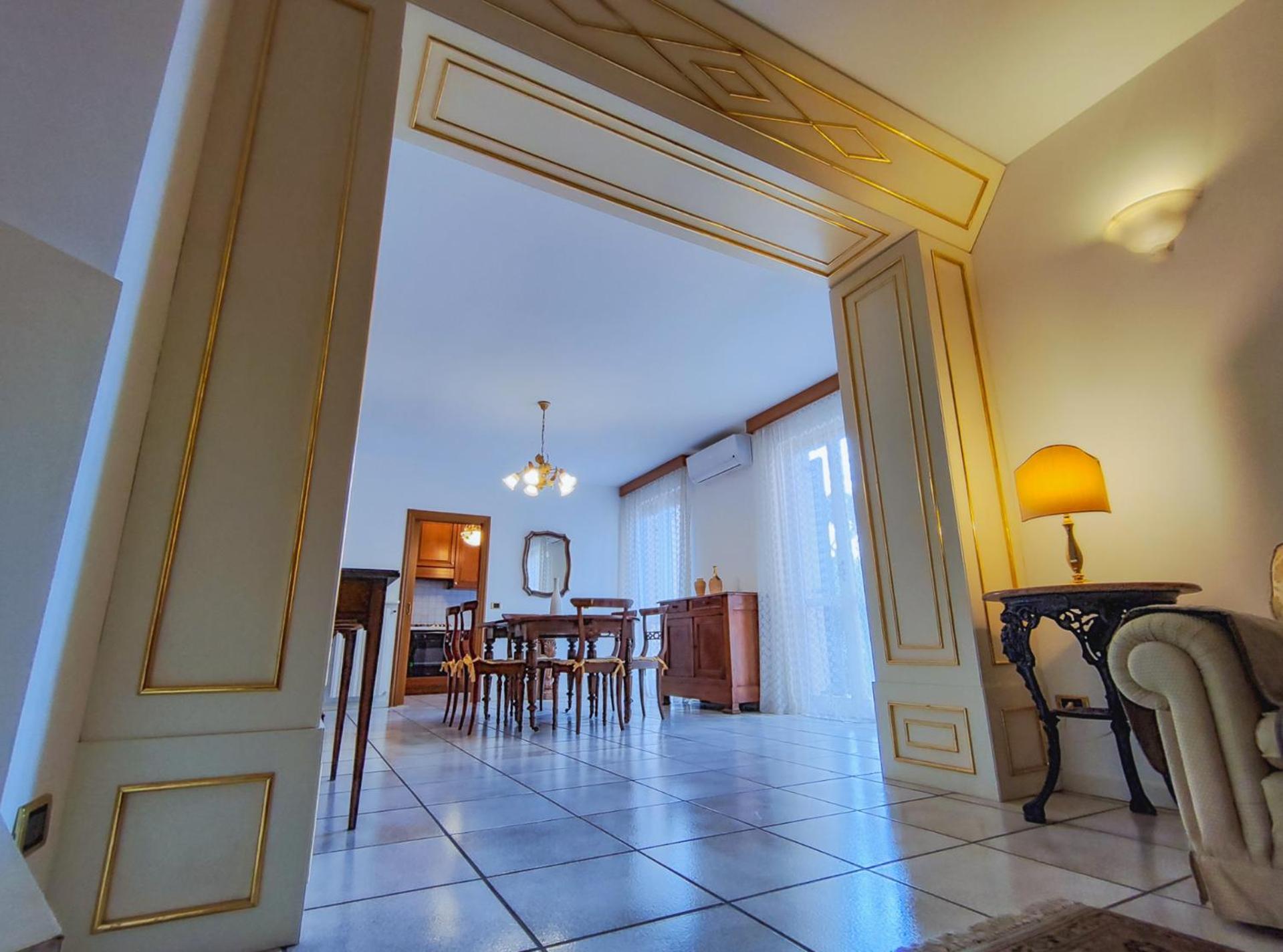 Spacious Apartment for a Perfect Stay by Host Hero view 5