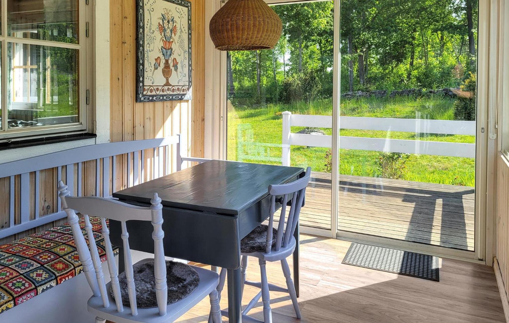 2 Bedroom Amazing Home In Högsby view 4