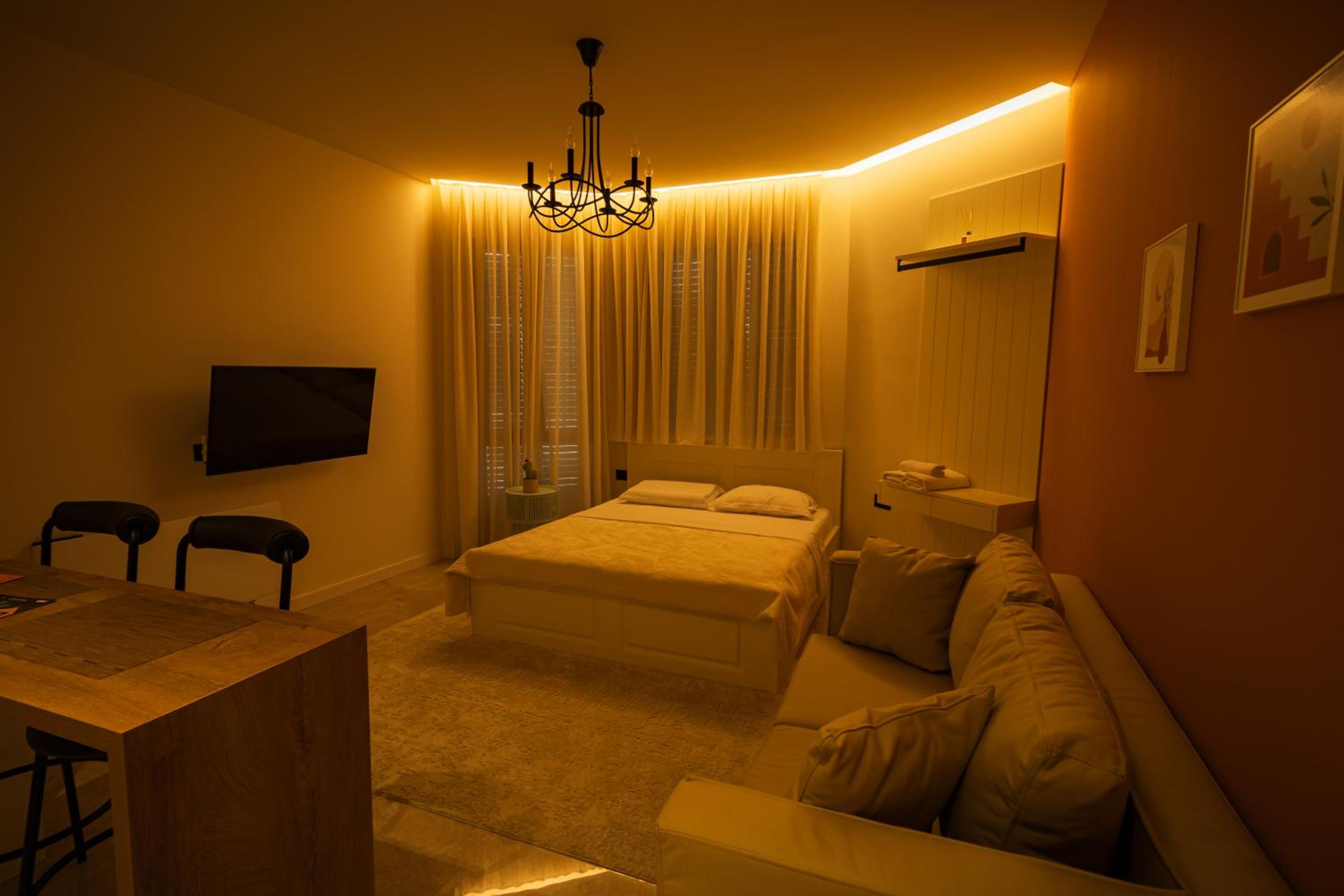 Coral Cane Apartment