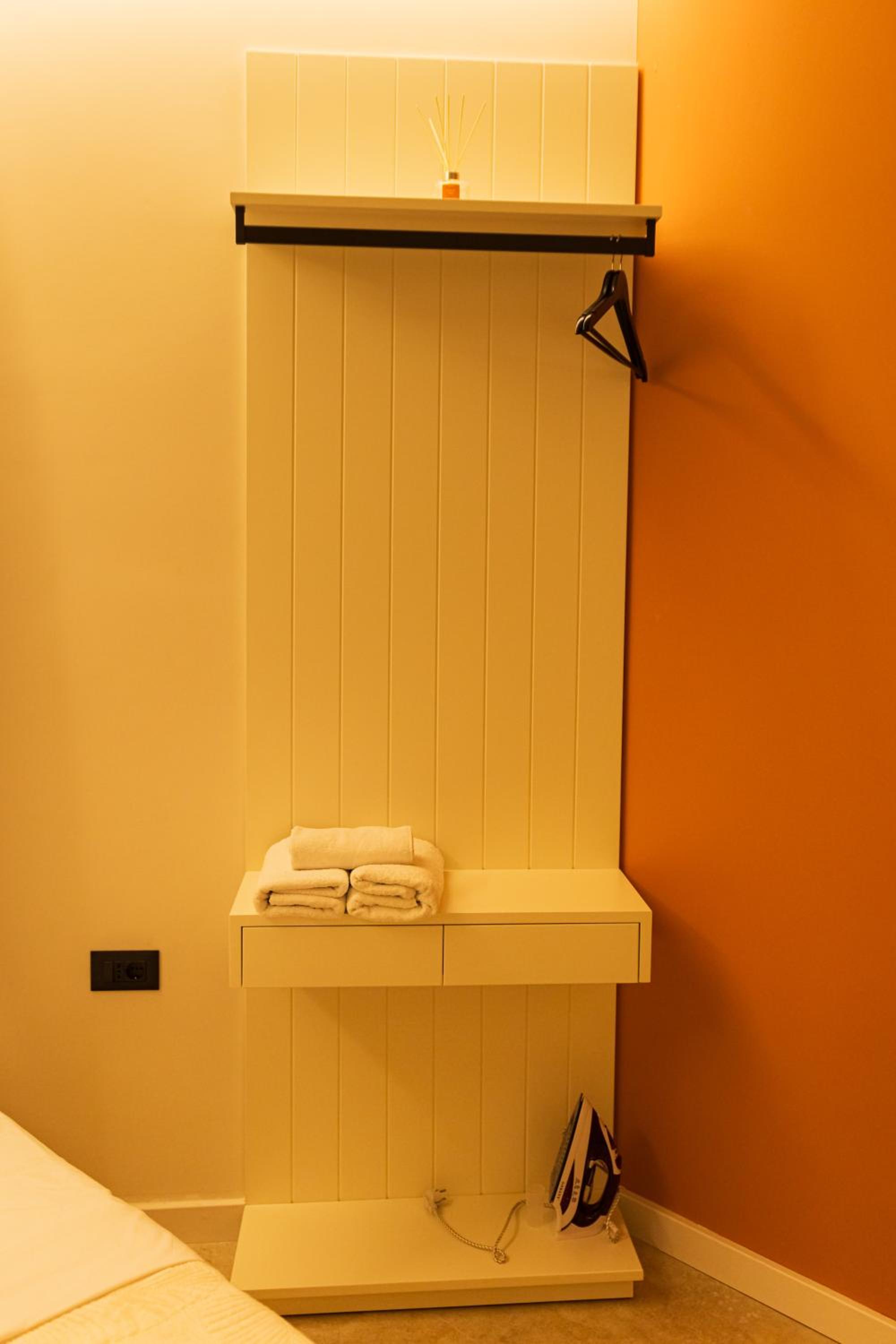Coral Cane Apartment