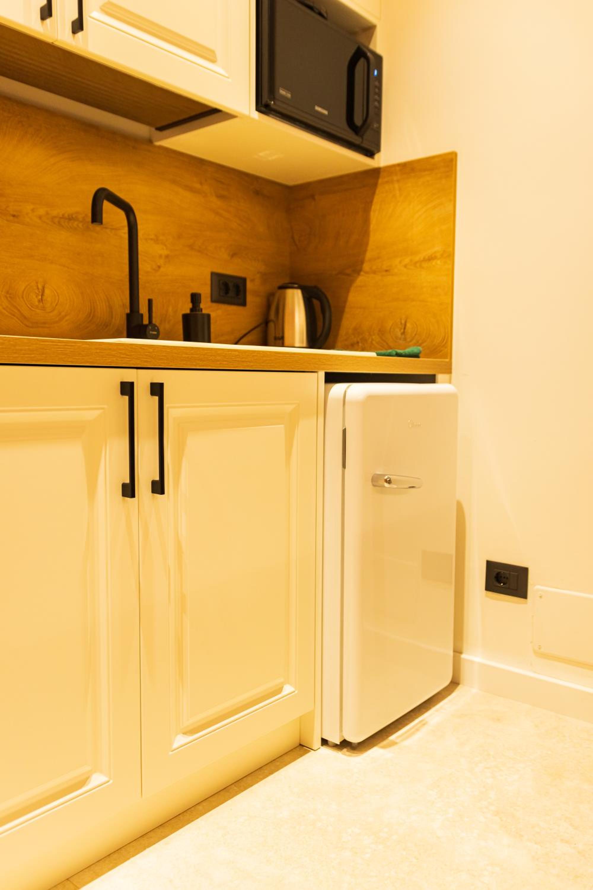 Coral Cane Apartment