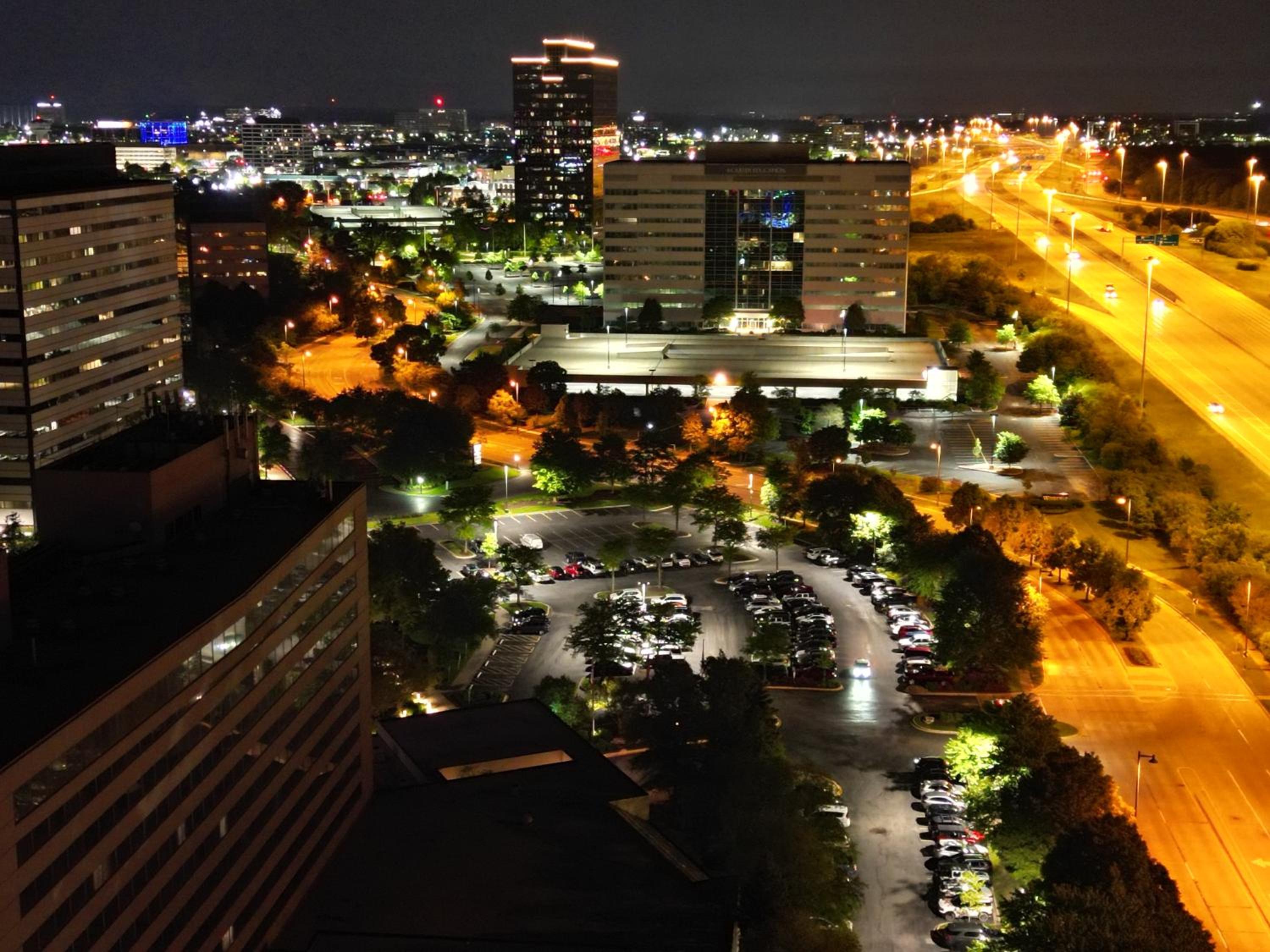 Holiday Inn Express & Suites Chicago Schaumburg, an IHG Hotel, Photo 4