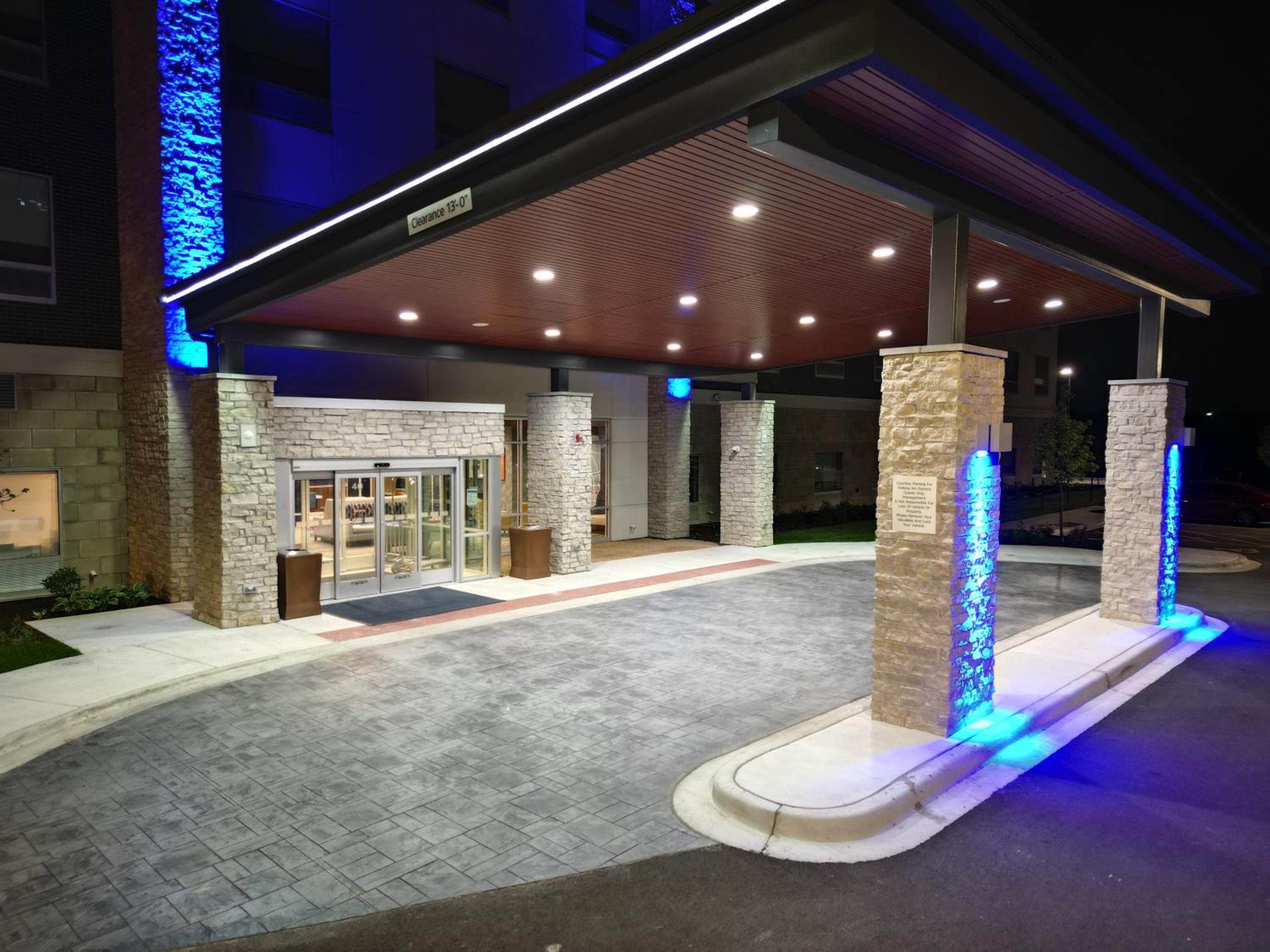 Holiday Inn Express & Suites Chicago Schaumburg, an IHG Hotel, Photo 86
