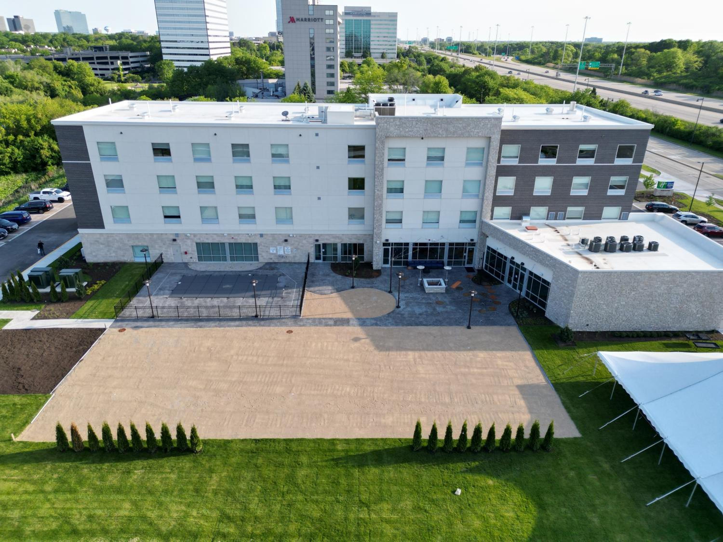 Holiday Inn Express & Suites Chicago Schaumburg, an IHG Hotel, Photo 102