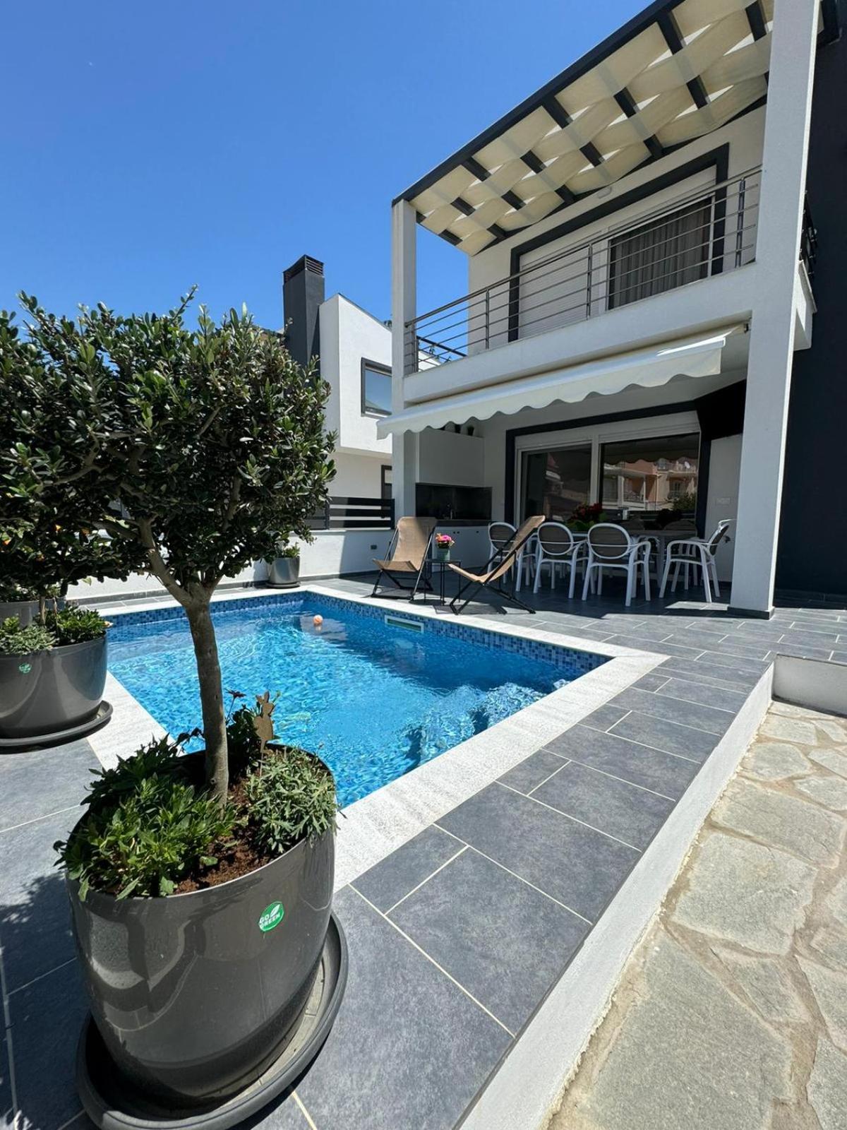 Milena's Luxury Villa view 2