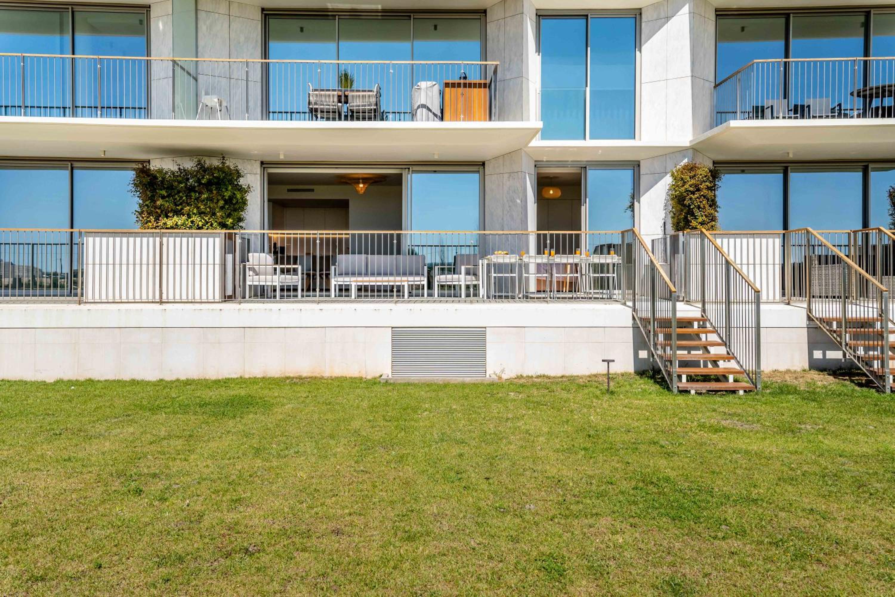 Beachfront Garden & SPA - indoor and outdoor pool view 5