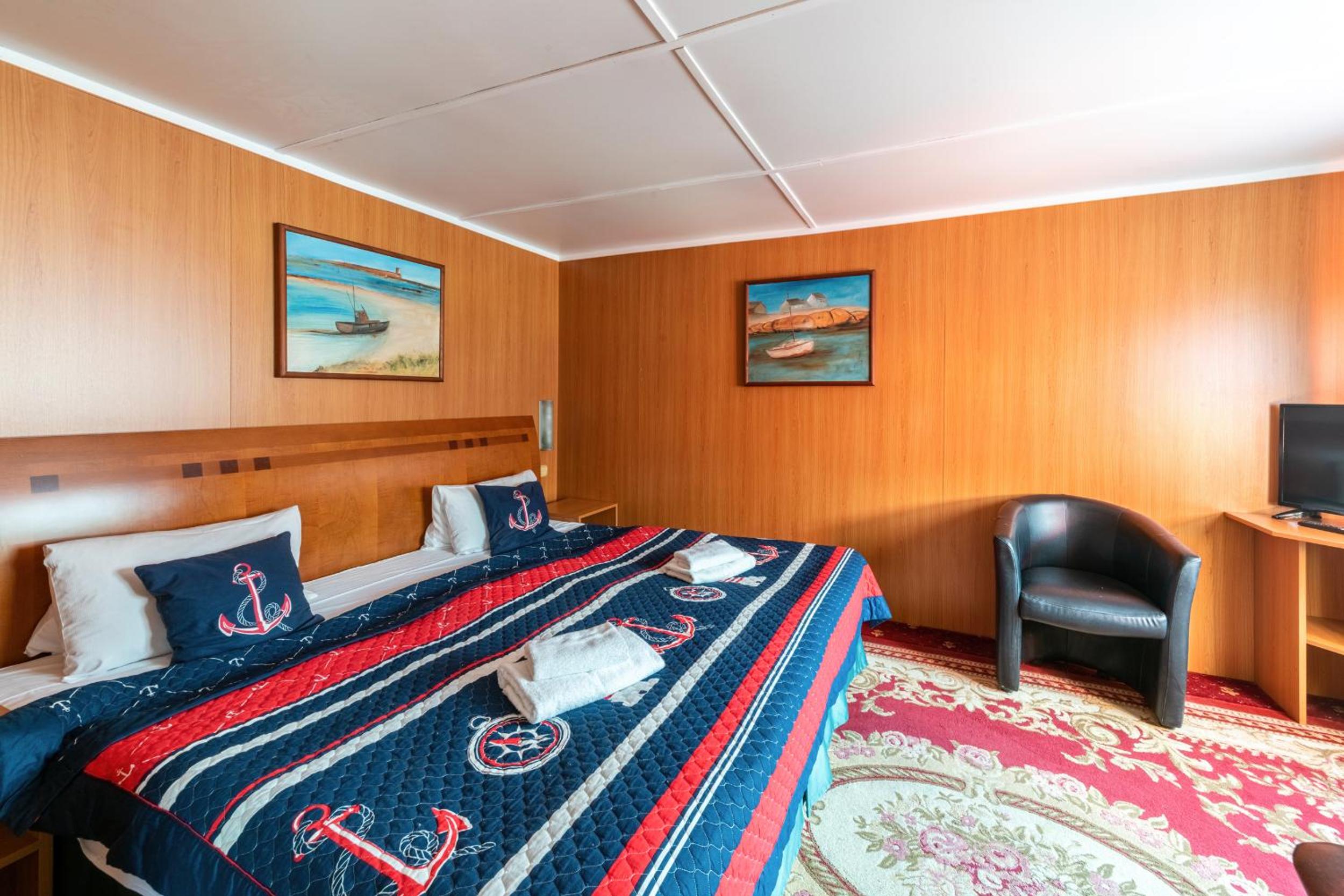 Botel Albatros