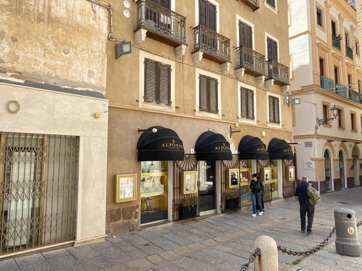 Seaside Holidays - Teatro