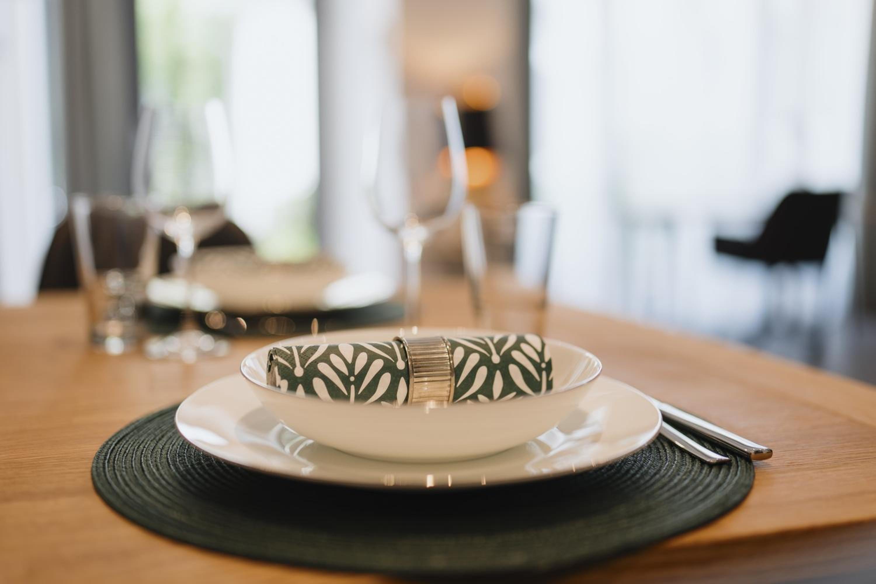 Homely Berlin - Luxury Loft, Modern, Near Kurfürstendamm I Cafe