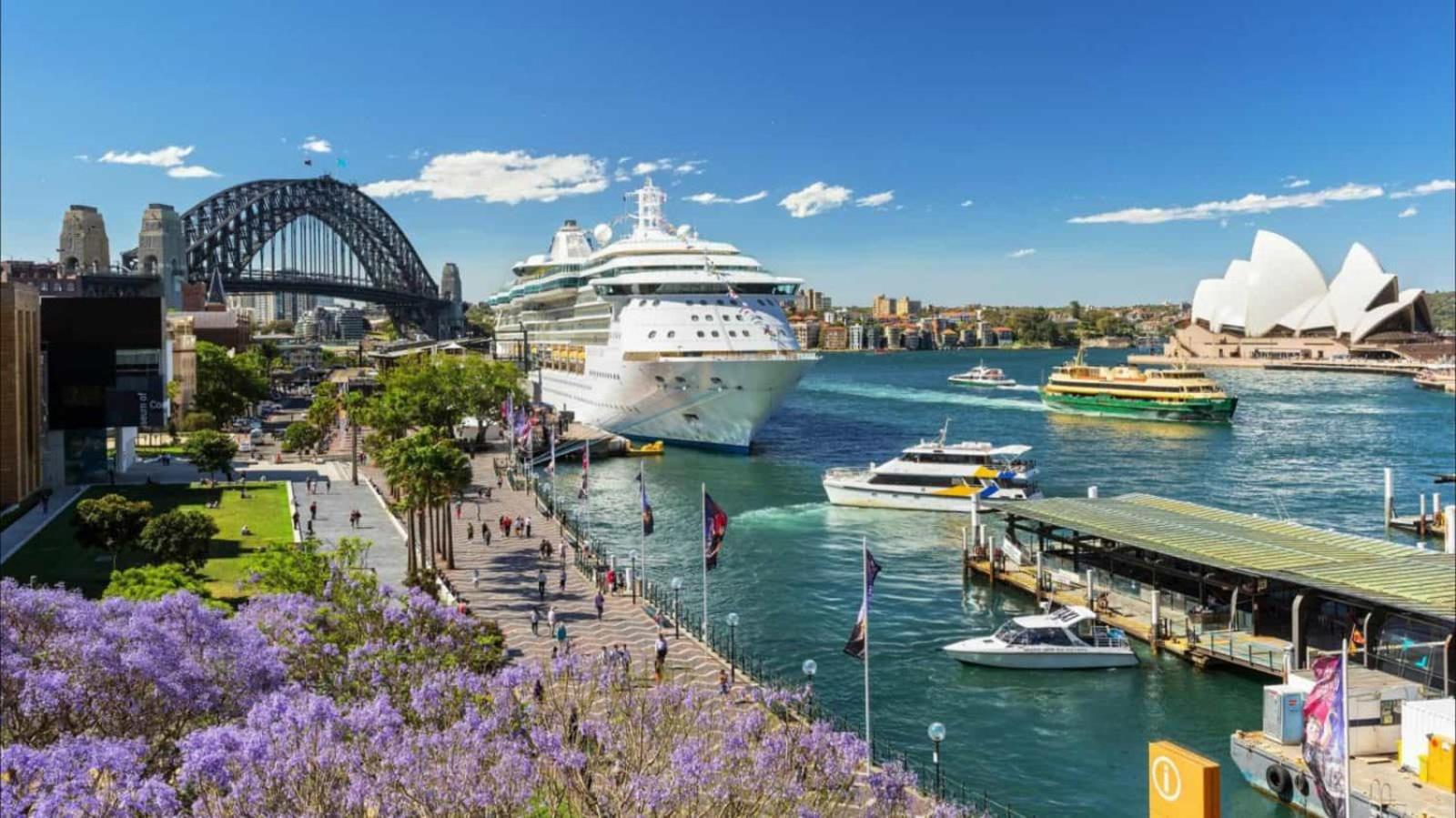 iconic World Square Apartment Sydney City