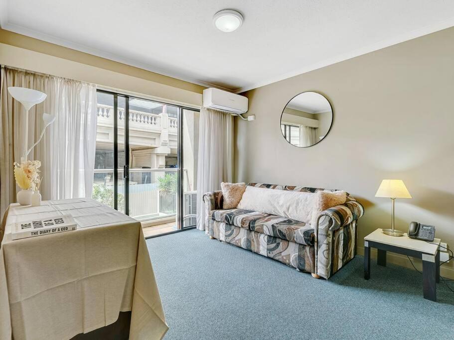 Convenient One-Bedroom Apartment