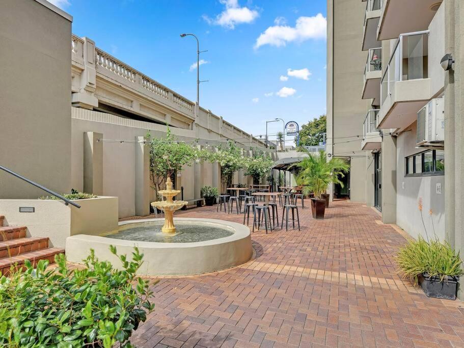 Convenient One-Bedroom Apartment