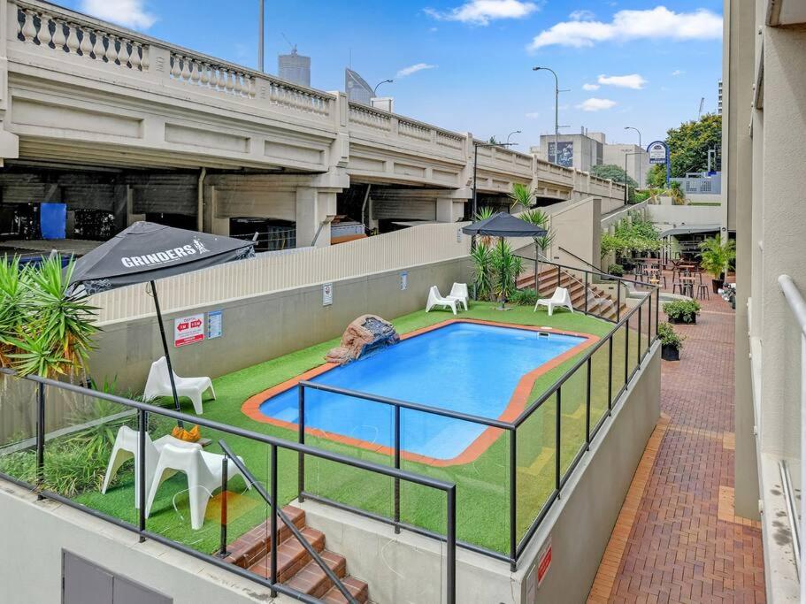 Convenient One-Bedroom Apartment