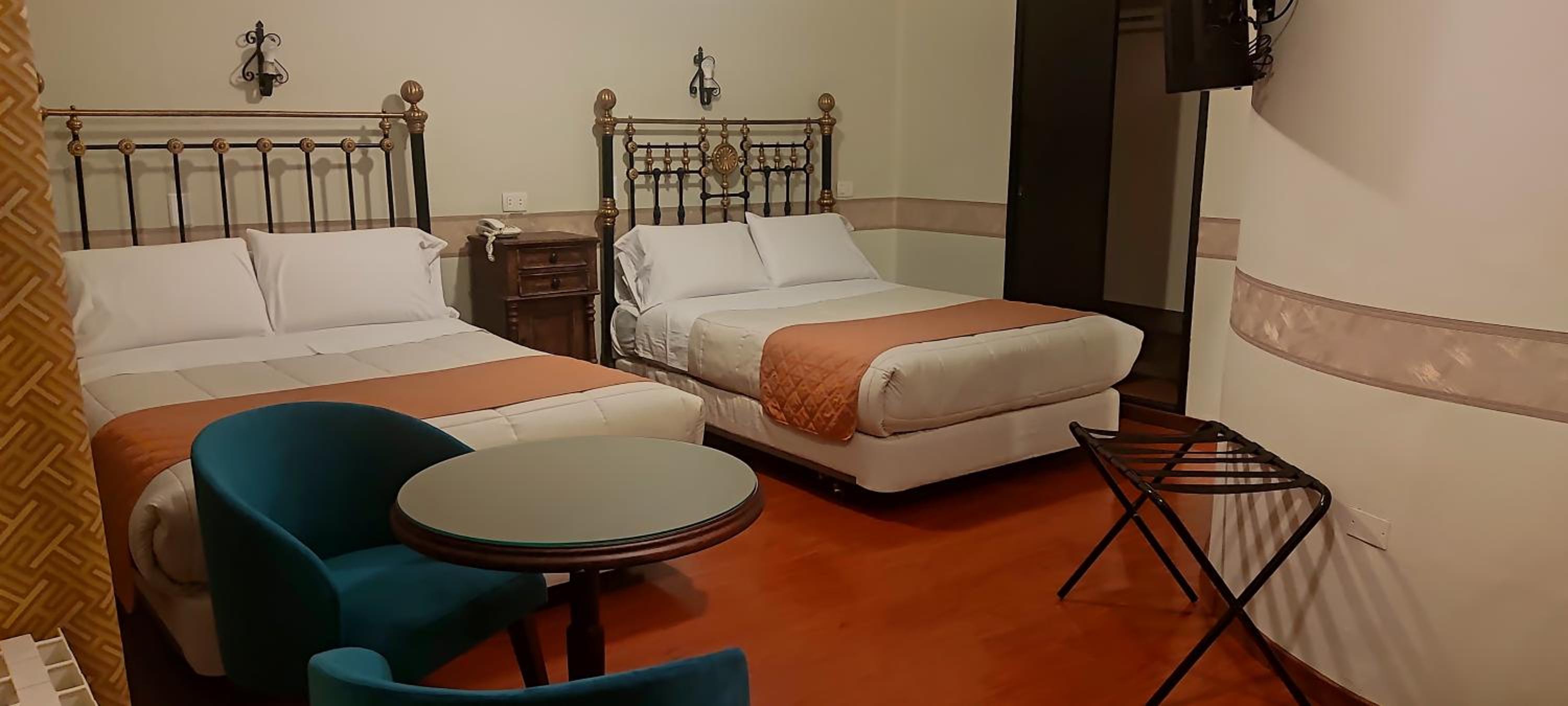 Colonial Hotel Boutique