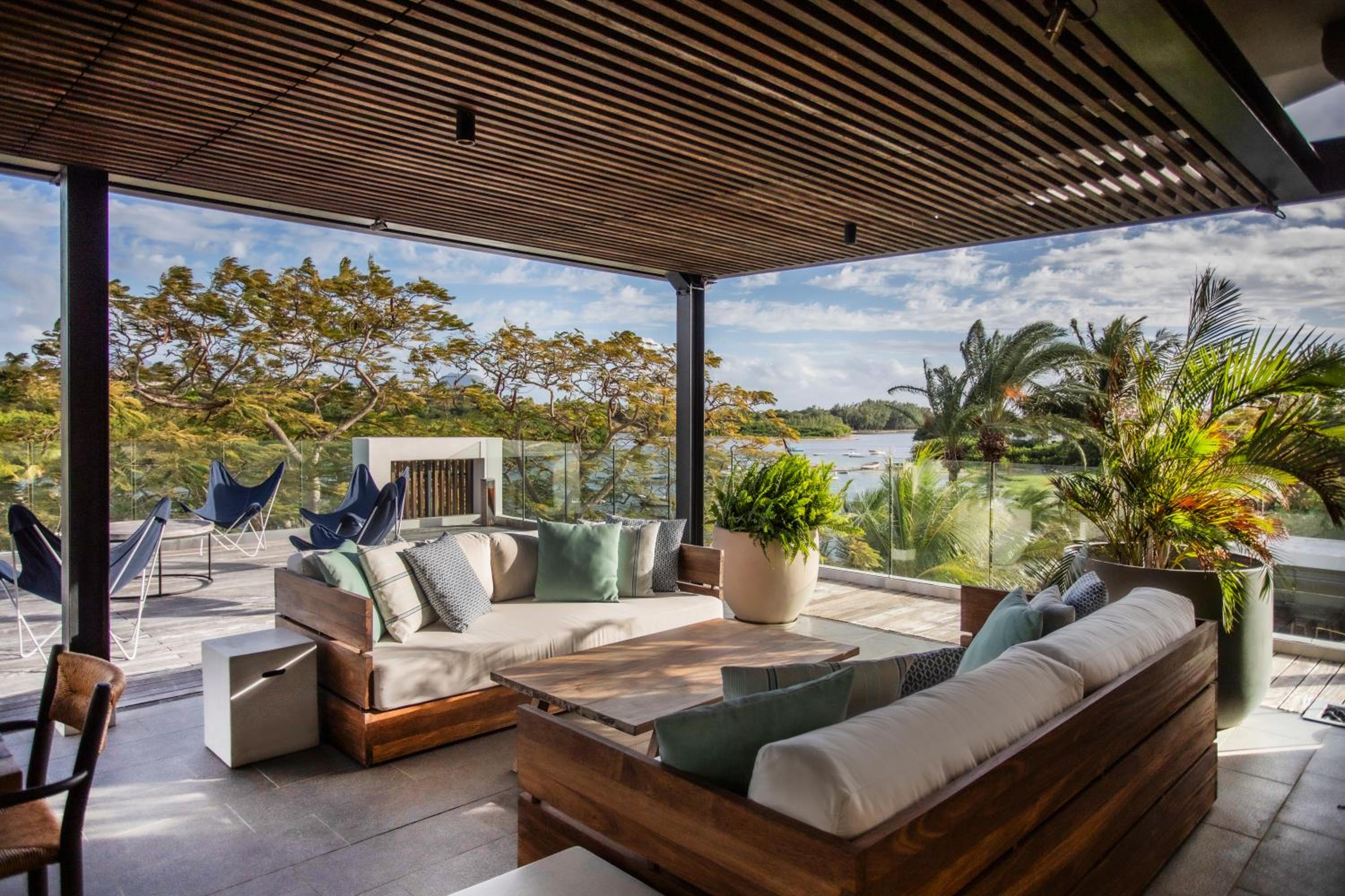 Penthouse Luxueux avec Piscines, Vues Mer et Montagne view 5