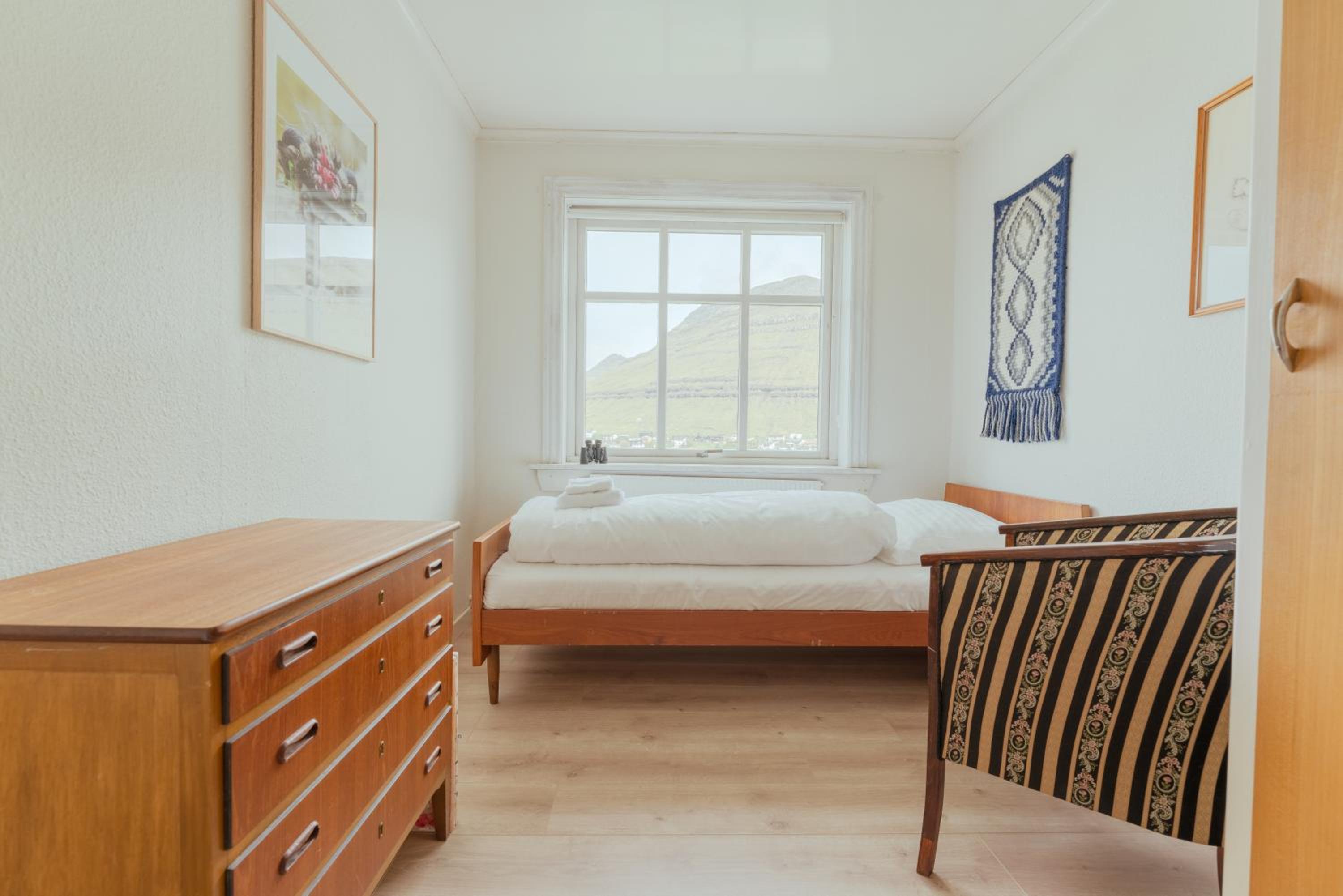 Cozy Family Home in Klaksvík
