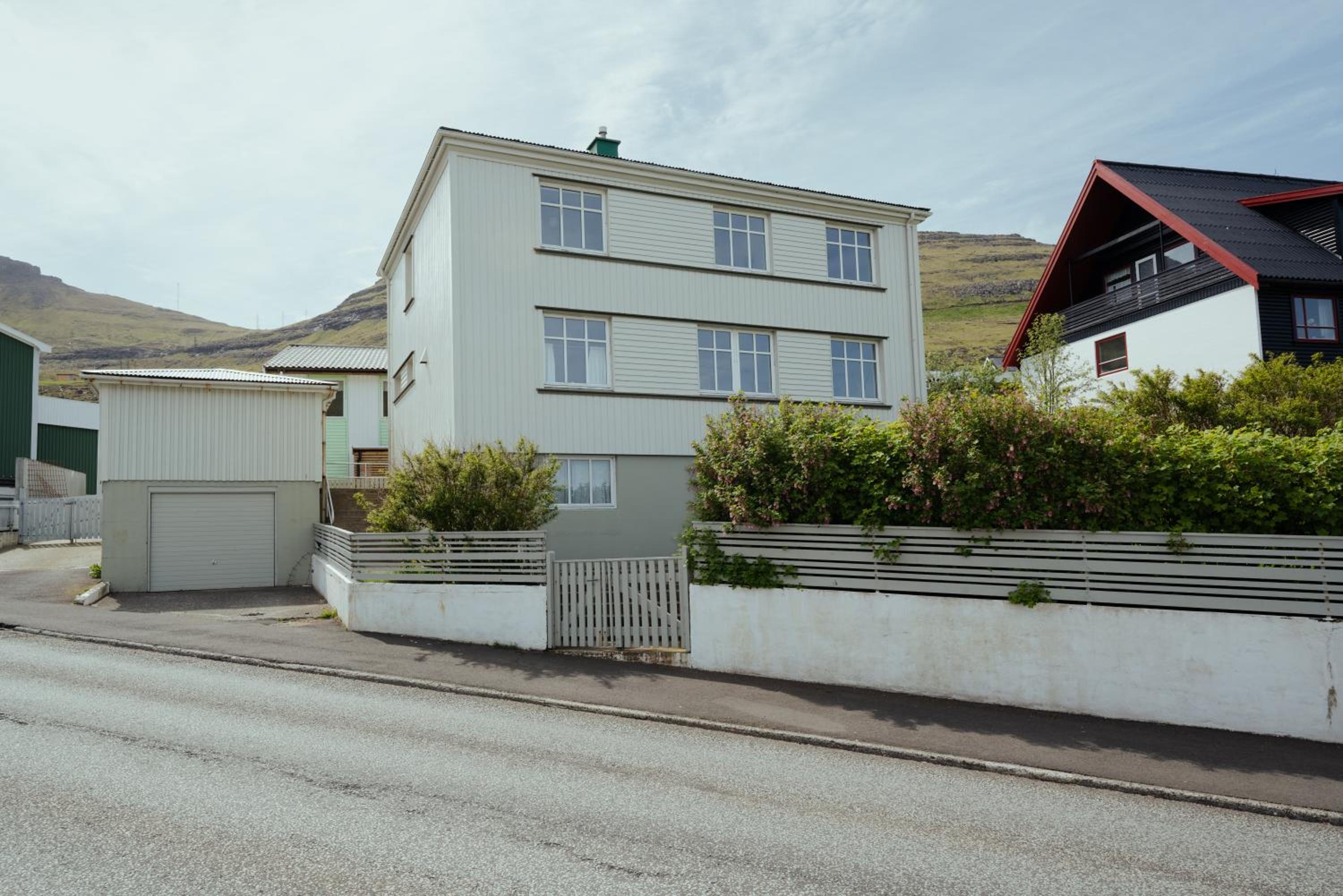 Cozy Family Home in Klaksvík