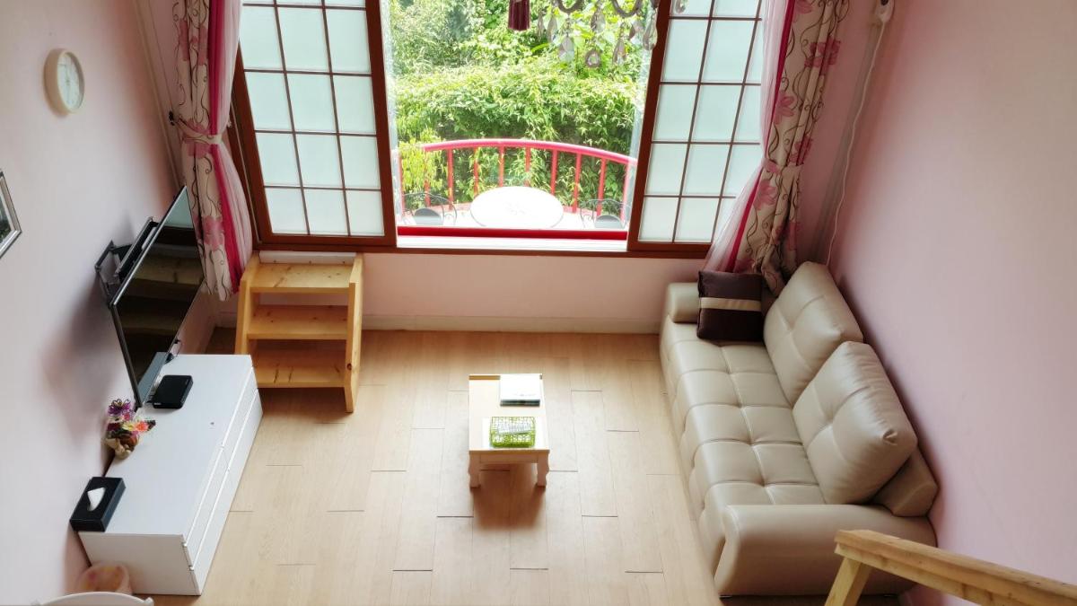 Dreaming Forest Pension Seogwipo