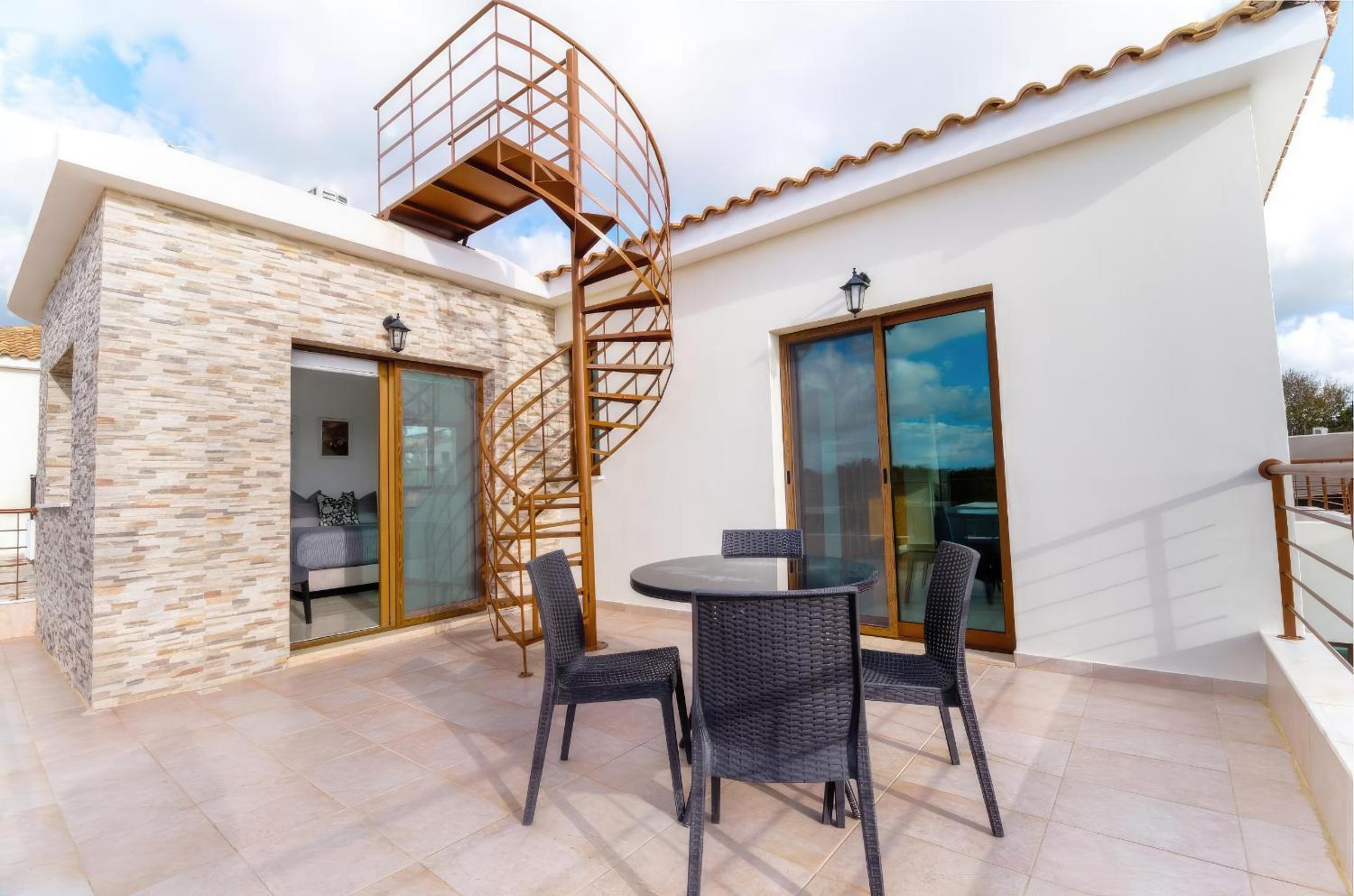 Tremithousa Villa