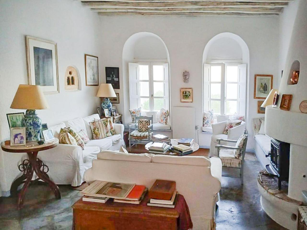 Fully Catered Vila in Cycladic in Posidonia, Greece