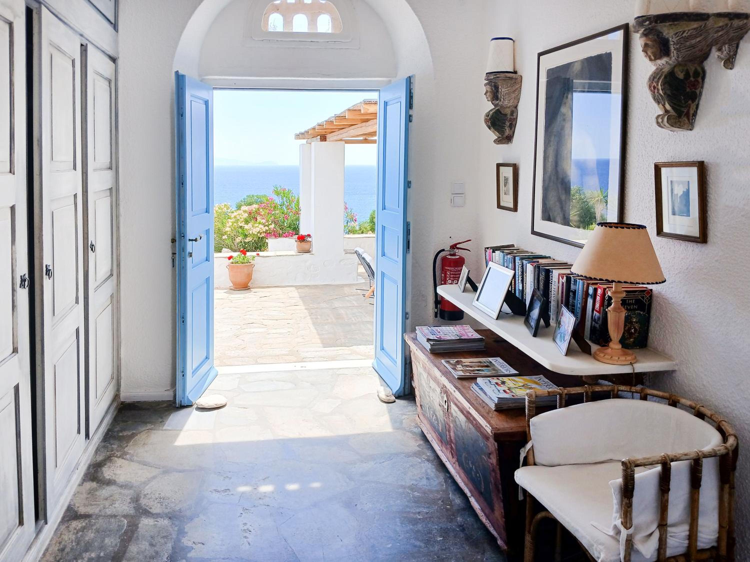 Fully Catered Vila in Cycladic in Posidonia, Greece
