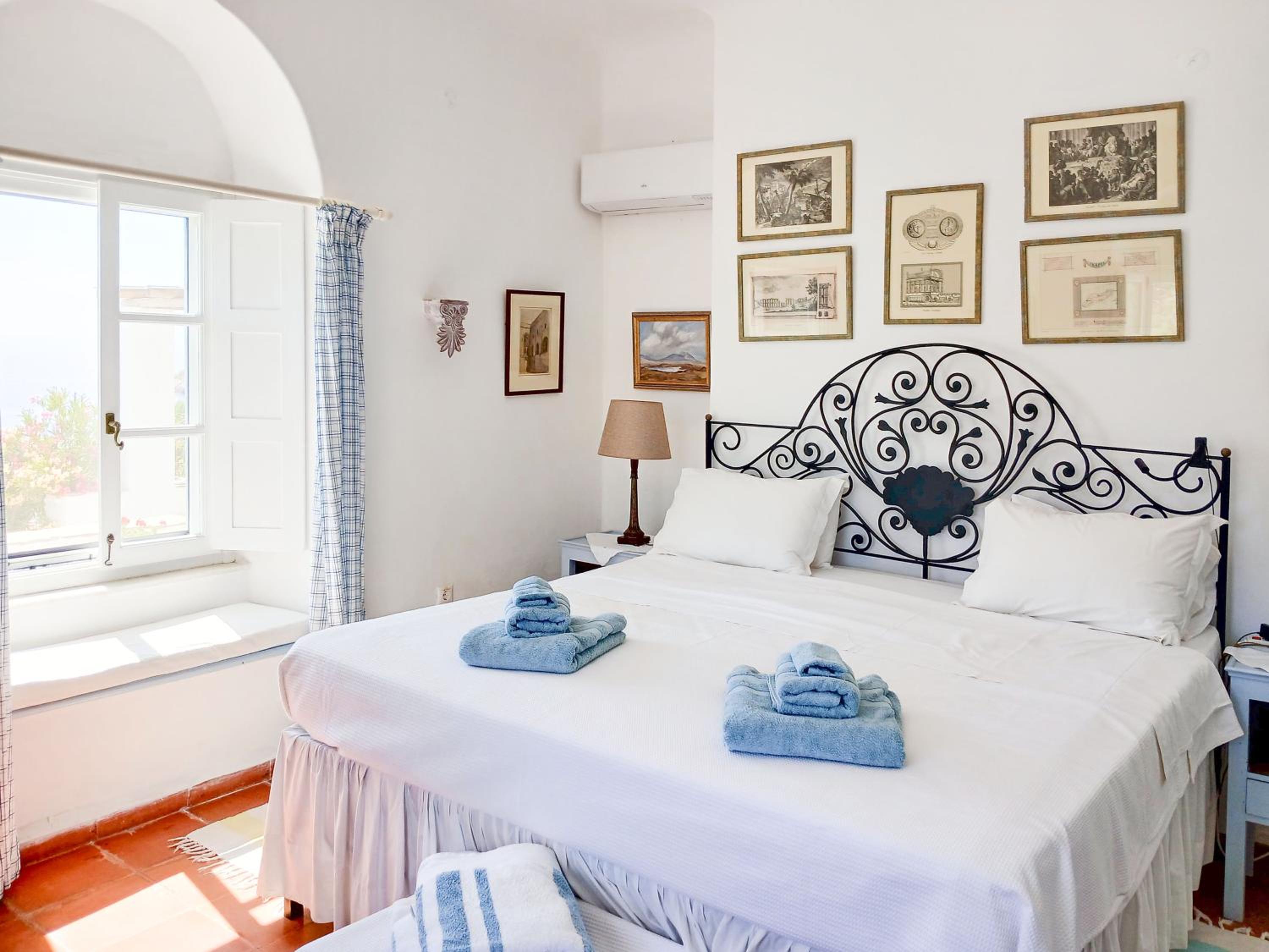 Fully Catered Vila in Cycladic in Posidonia, Greece