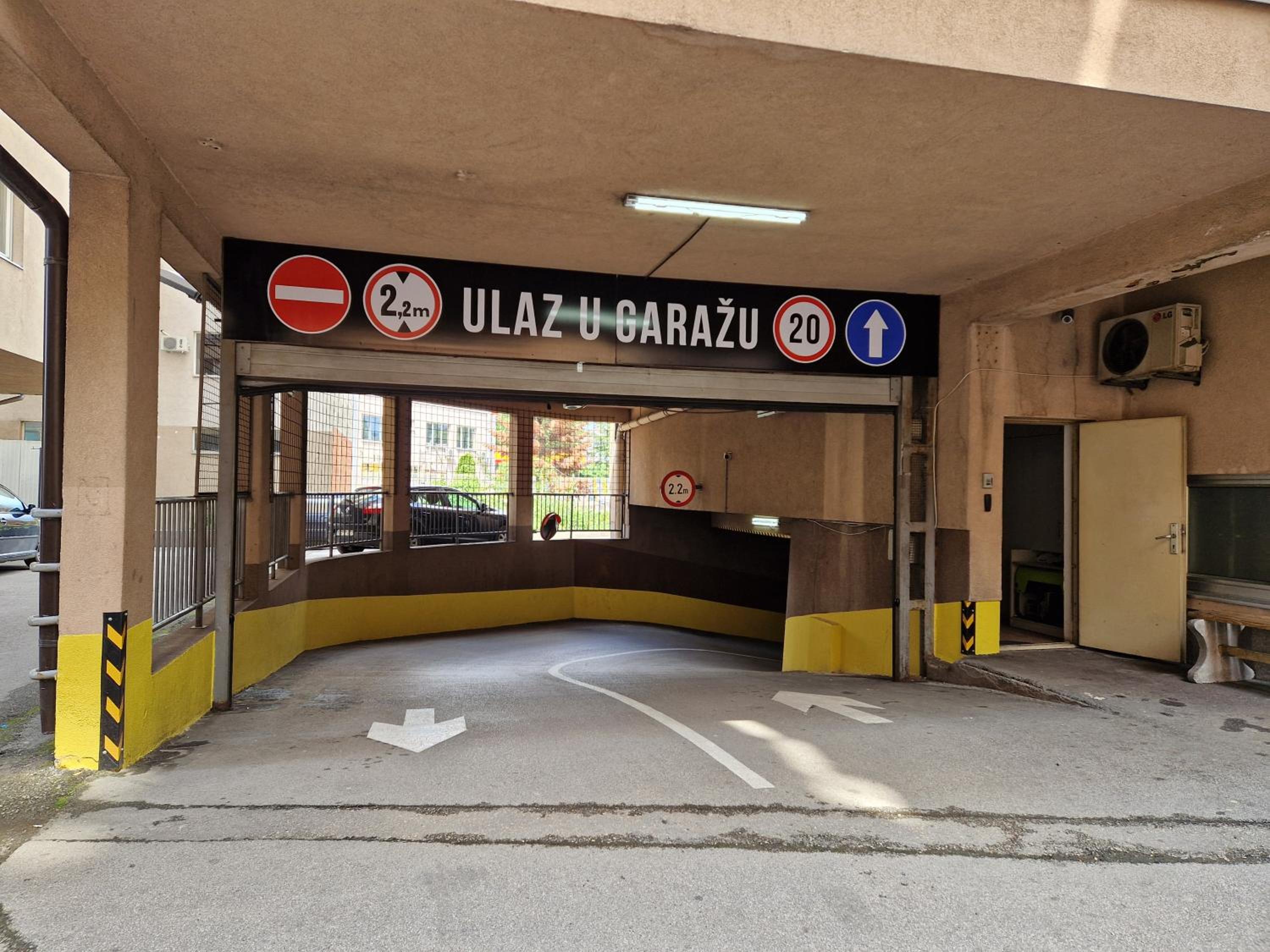 Apartment Pacifik Lux & Private Garage