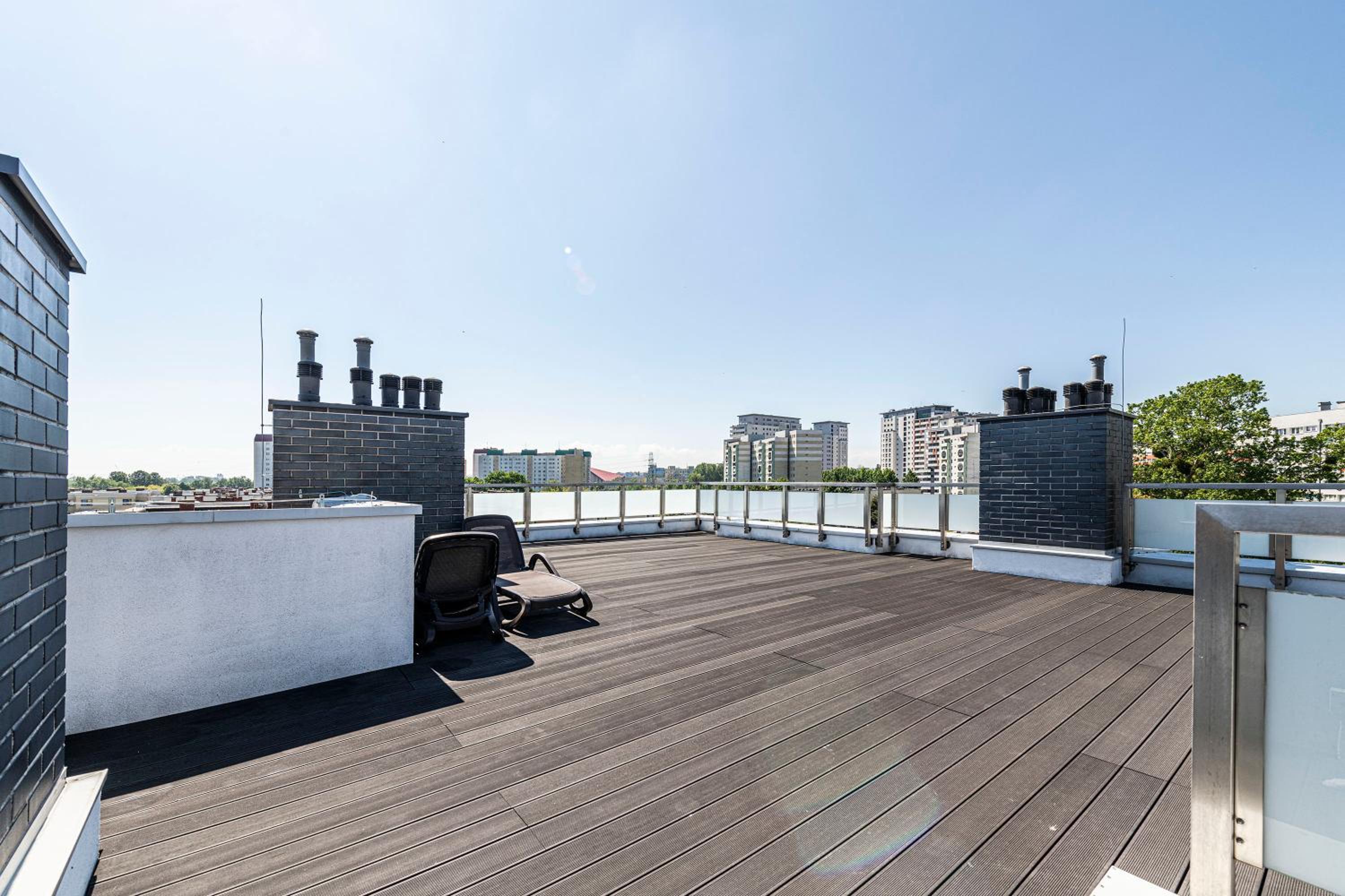 Lion Apartments - Rooftop Apartment with Terrace