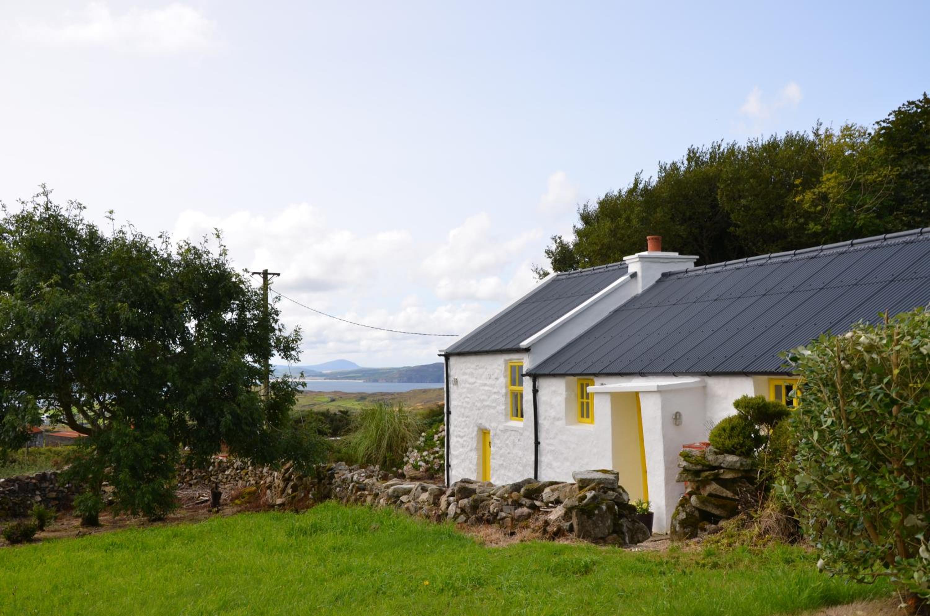 Teachín - An Idyll of the Emerald Isle view 2