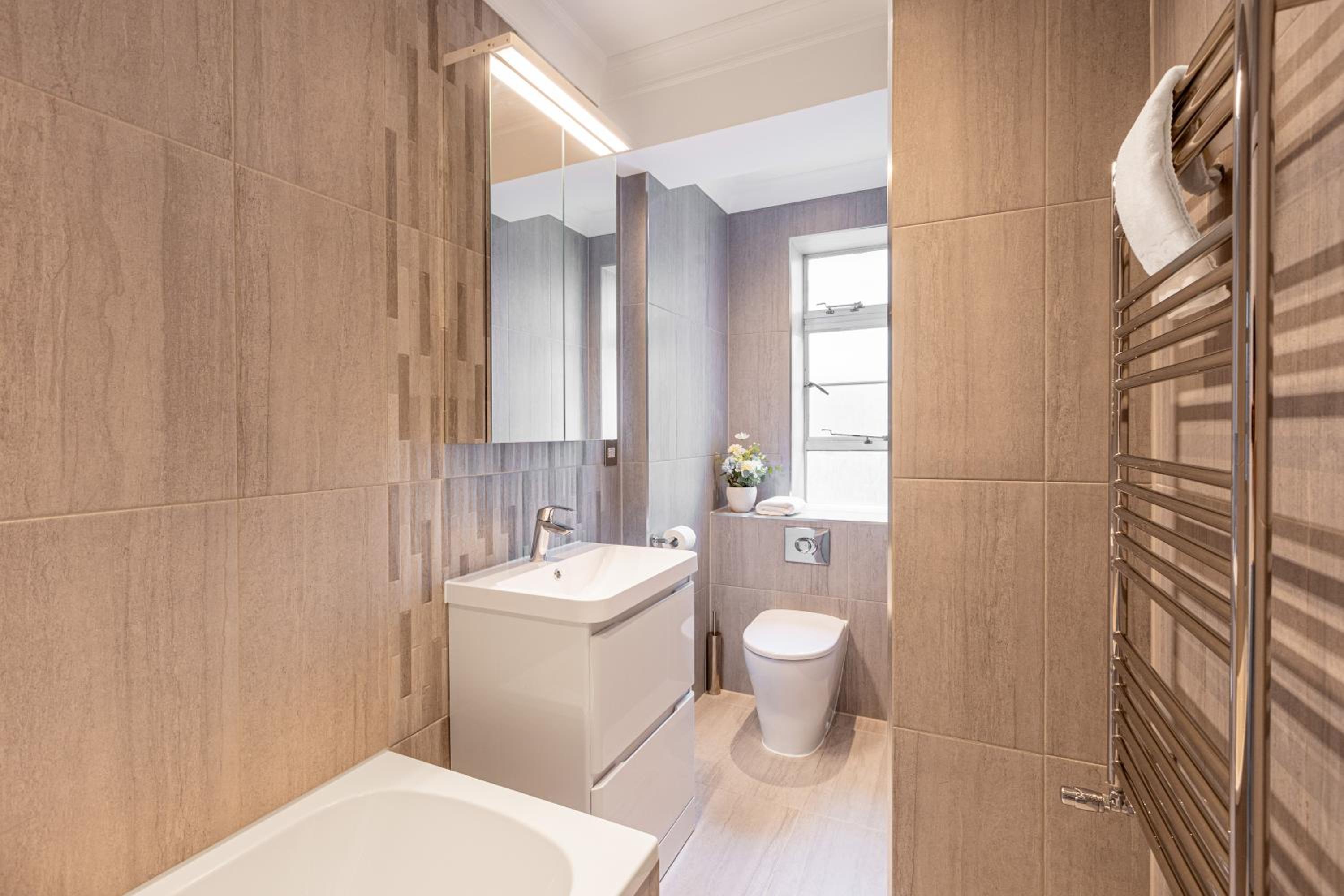 Charming Studio in Prestigious Chelsea