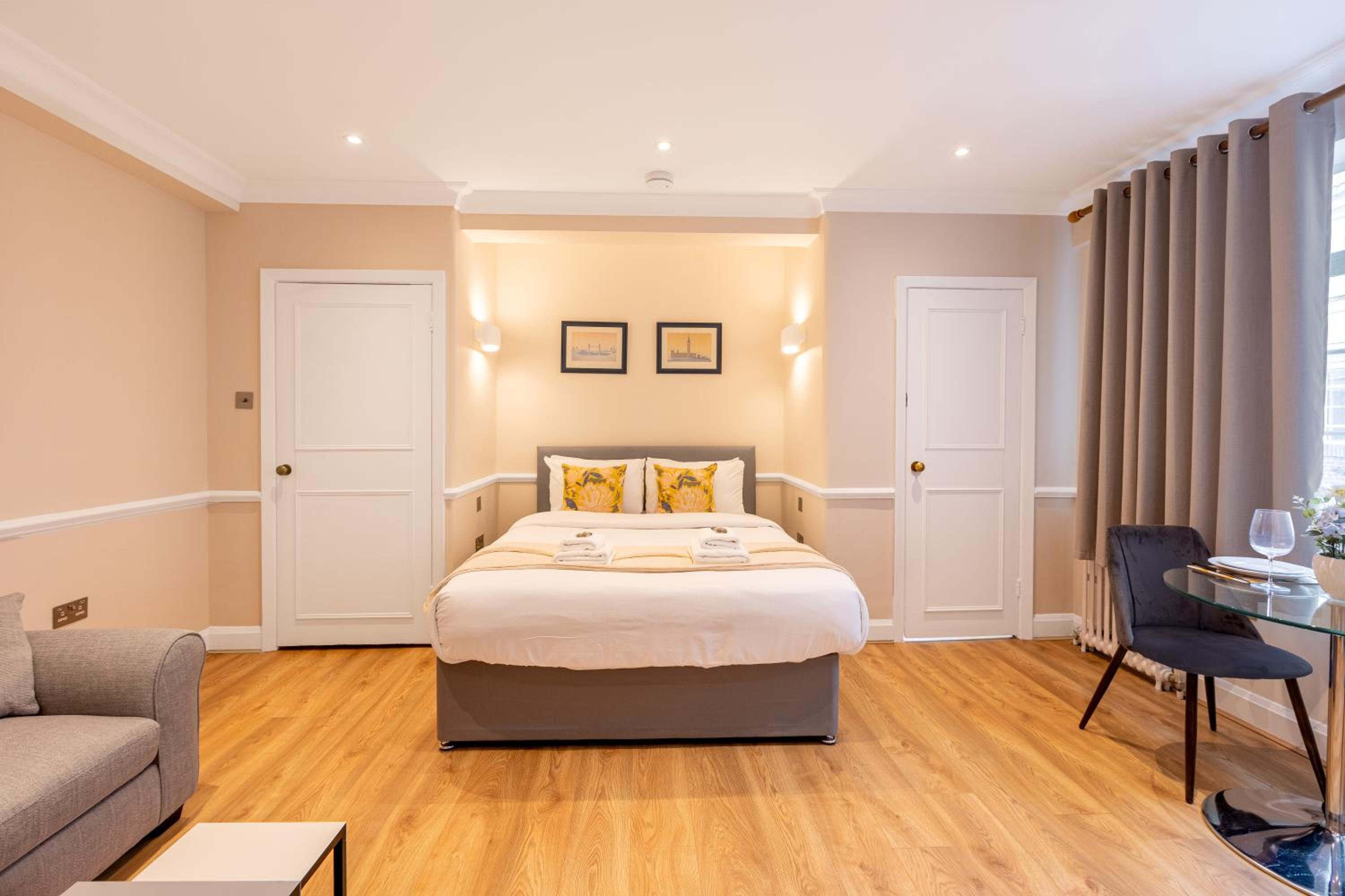 Charming Studio in Prestigious Chelsea