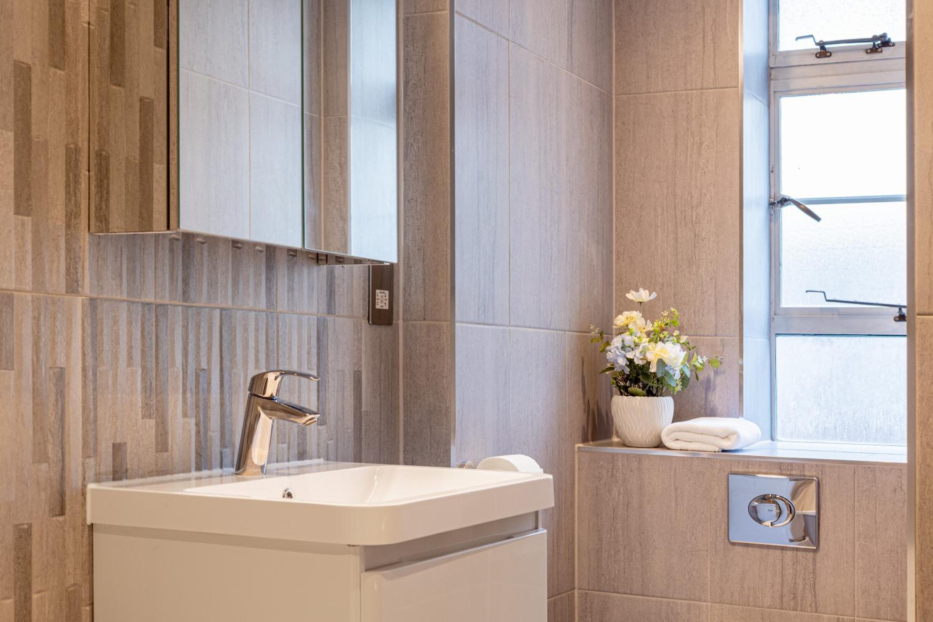 Charming Studio in Prestigious Chelsea
