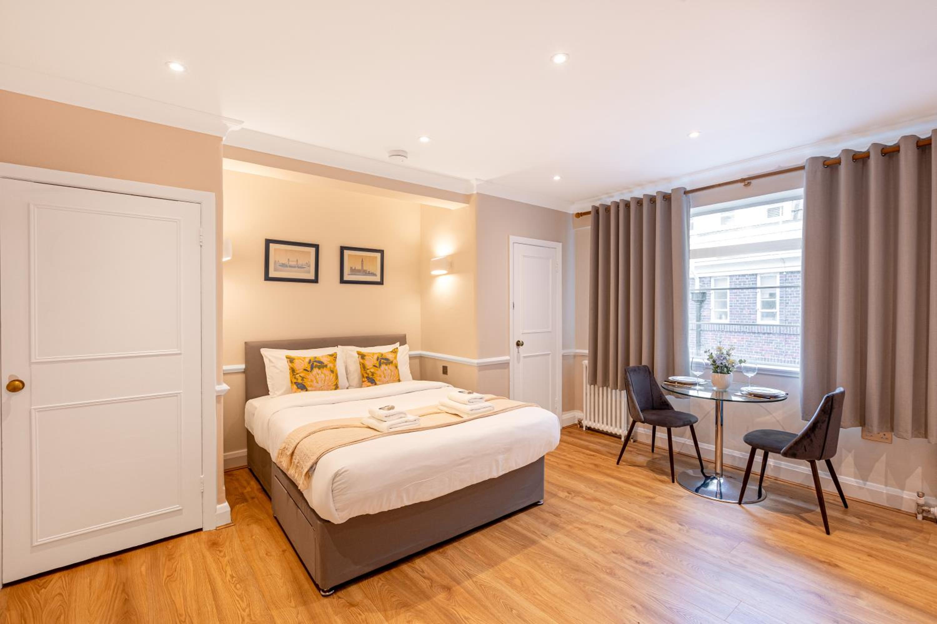Charming Studio in Prestigious Chelsea
