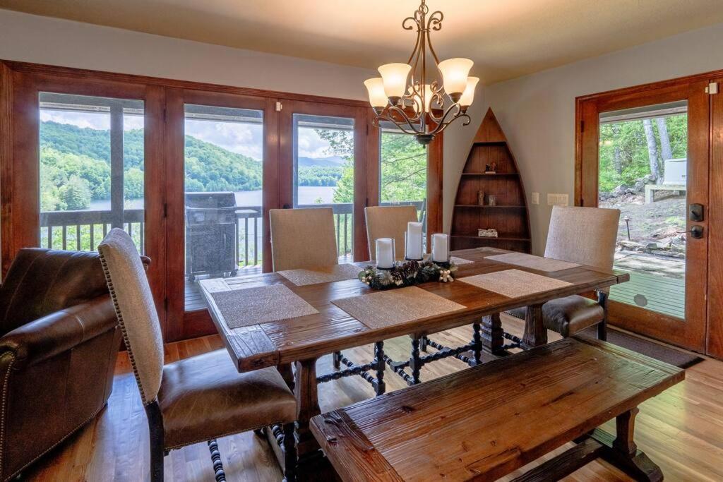 Lakefront Point Retreat on Nantahala Lake with Dock view 4