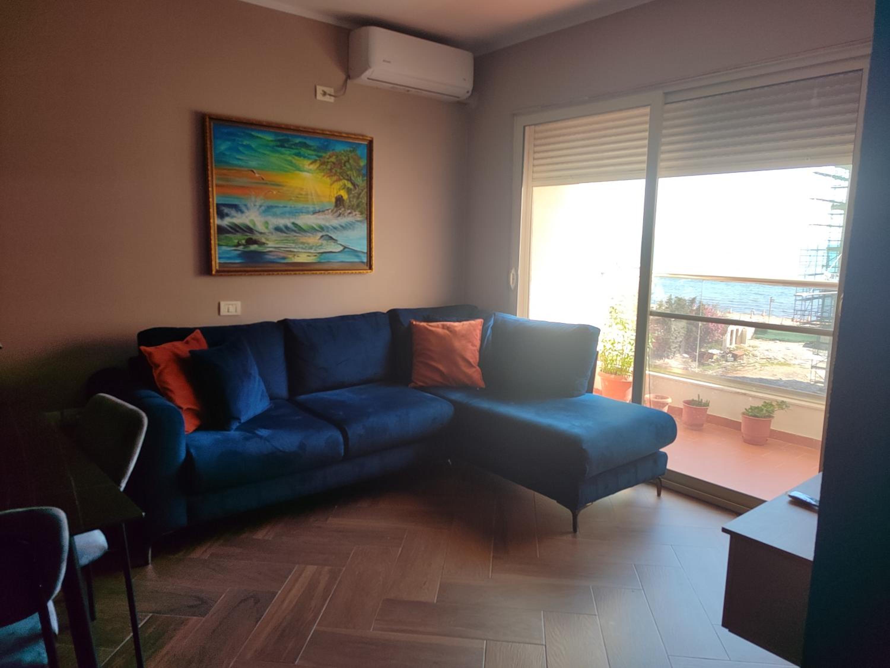 Maksimilian Apartament photo 2