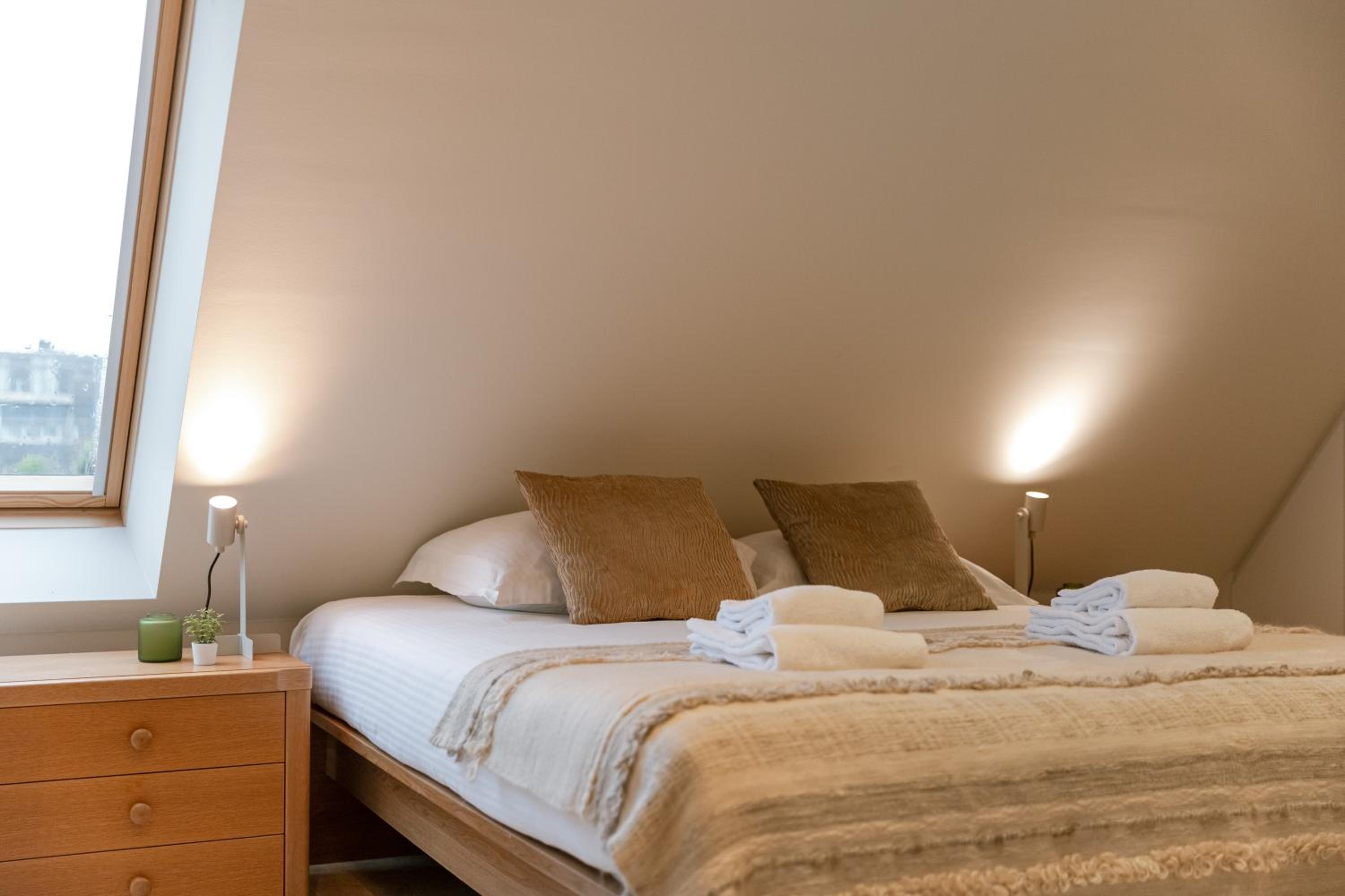 Relaxing Holiday Home with Terrace Close to the Beach