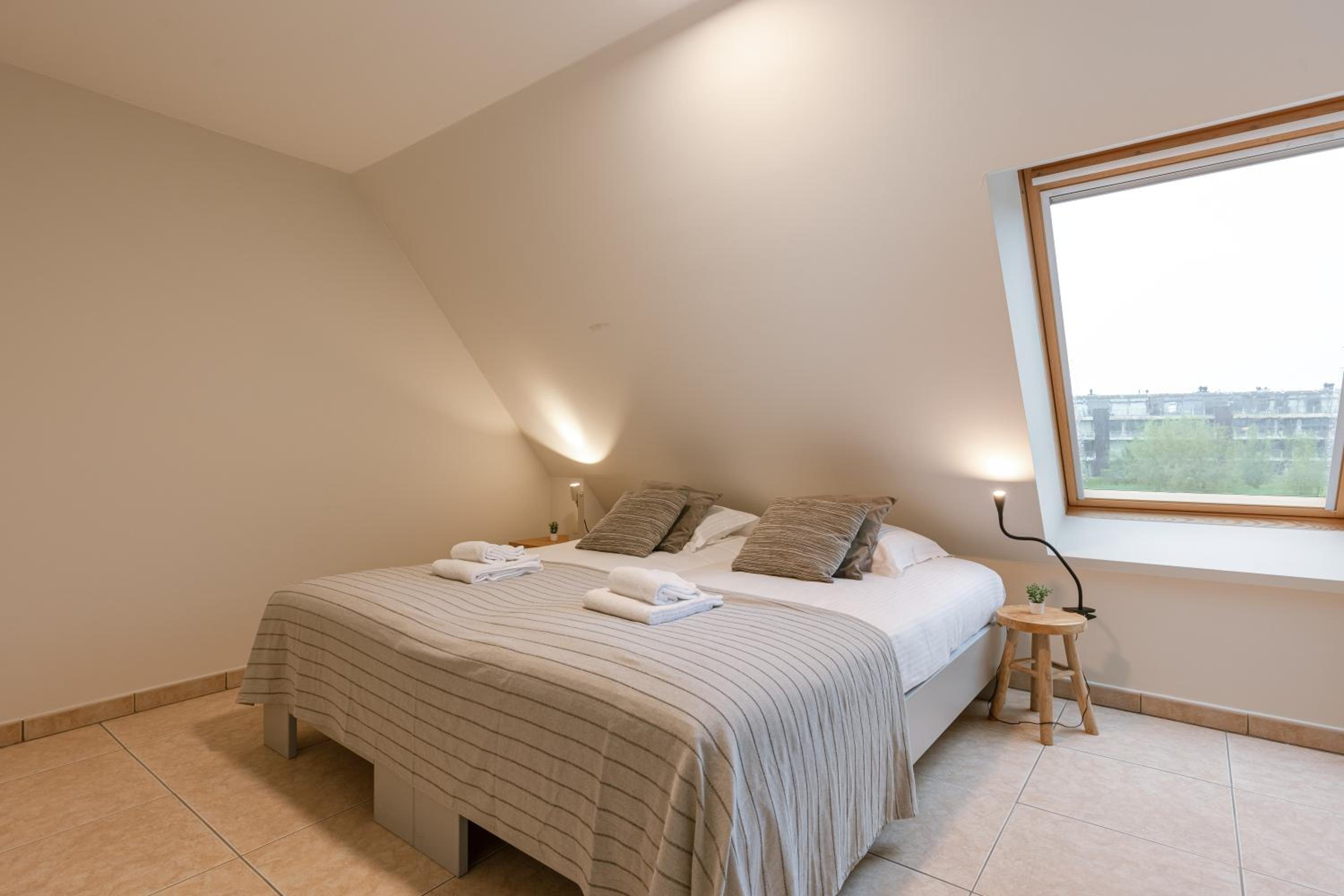 Relaxing Holiday Home with Terrace Close to the Beach