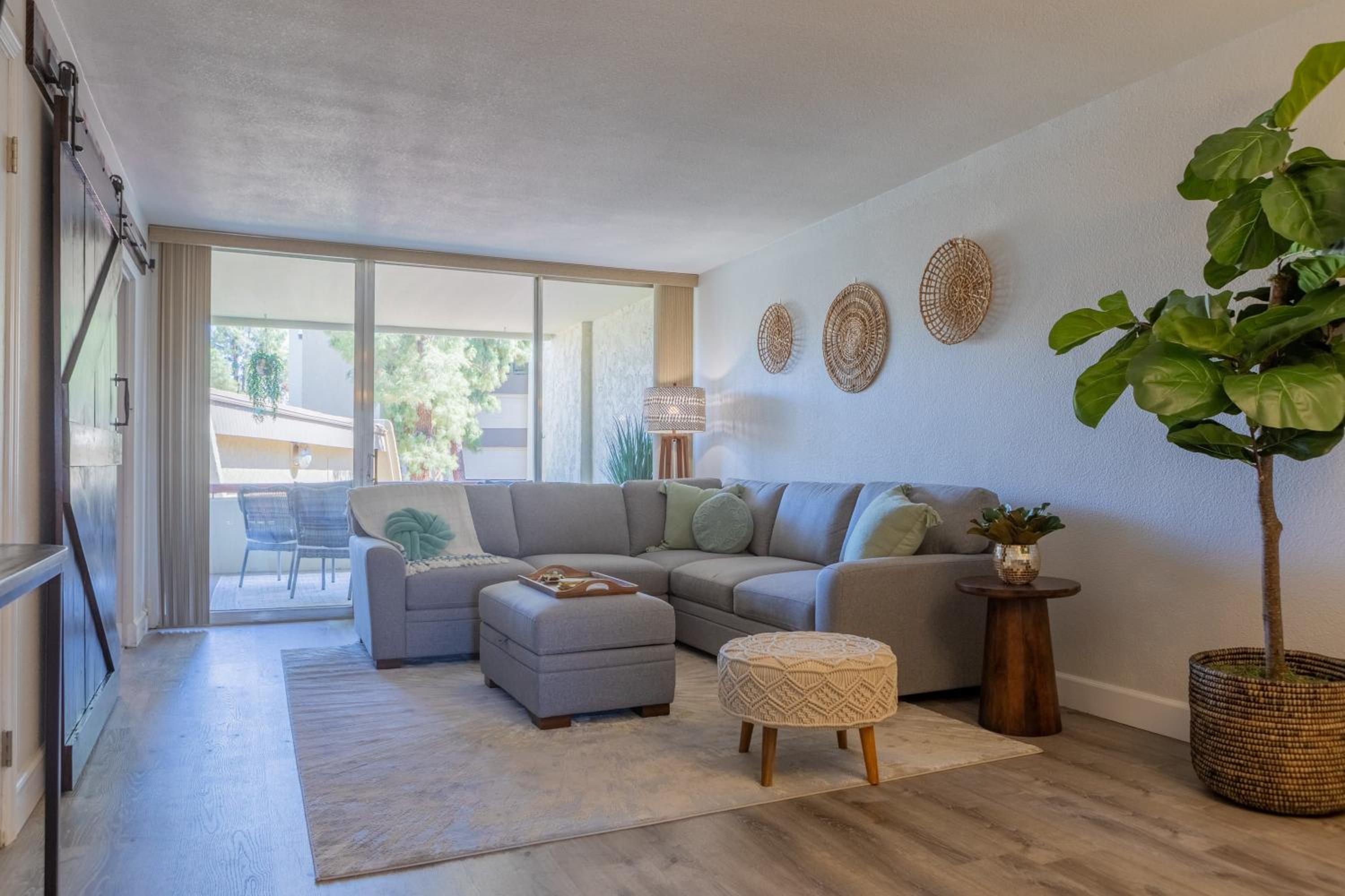 Chic Condo with Heated Pool and Spa Old Town Scottsdale view 3