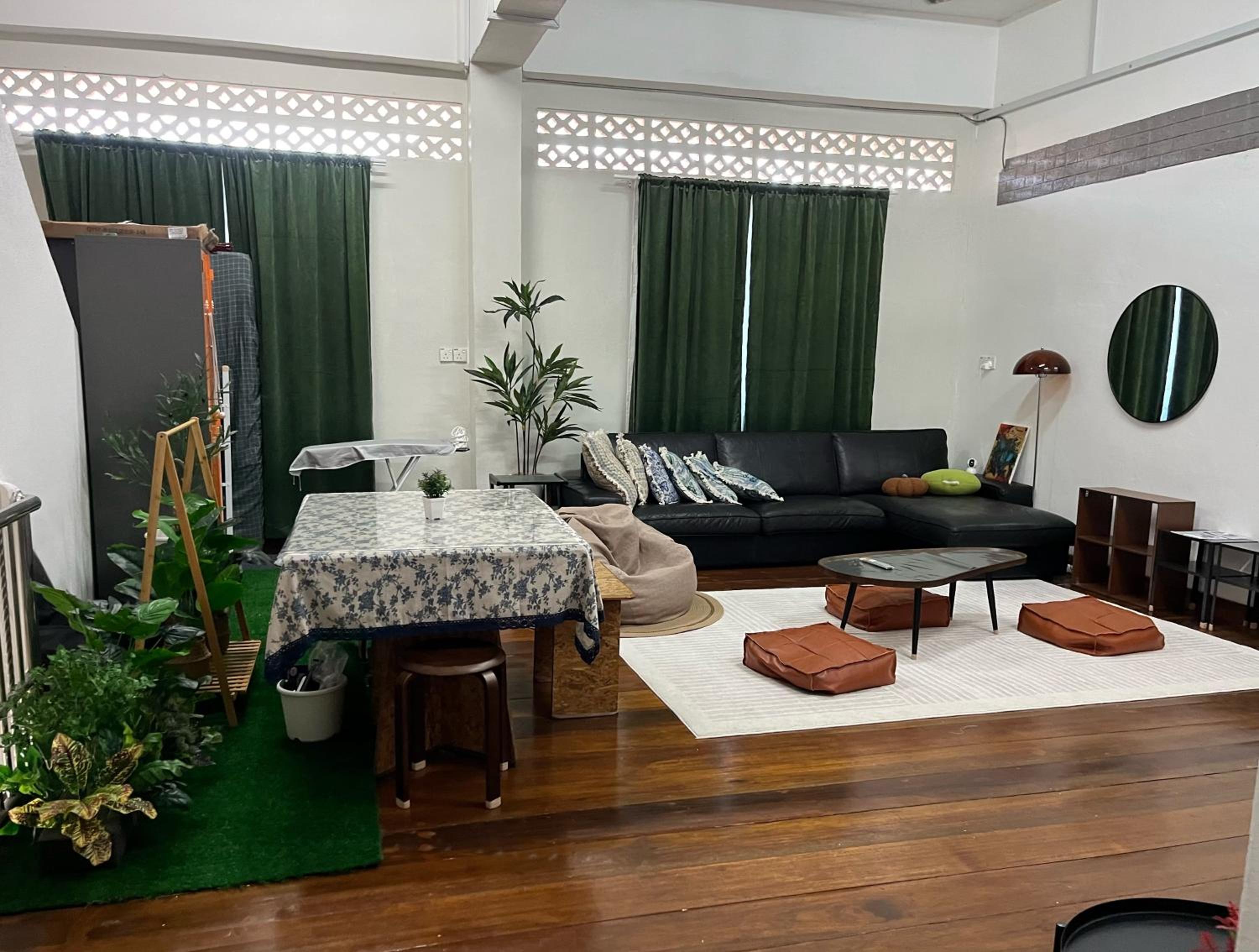 La Wood Homestay near Kuala Besut Jetty