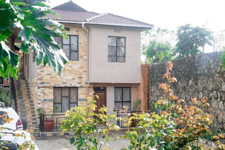 Peakline Apartments view 2