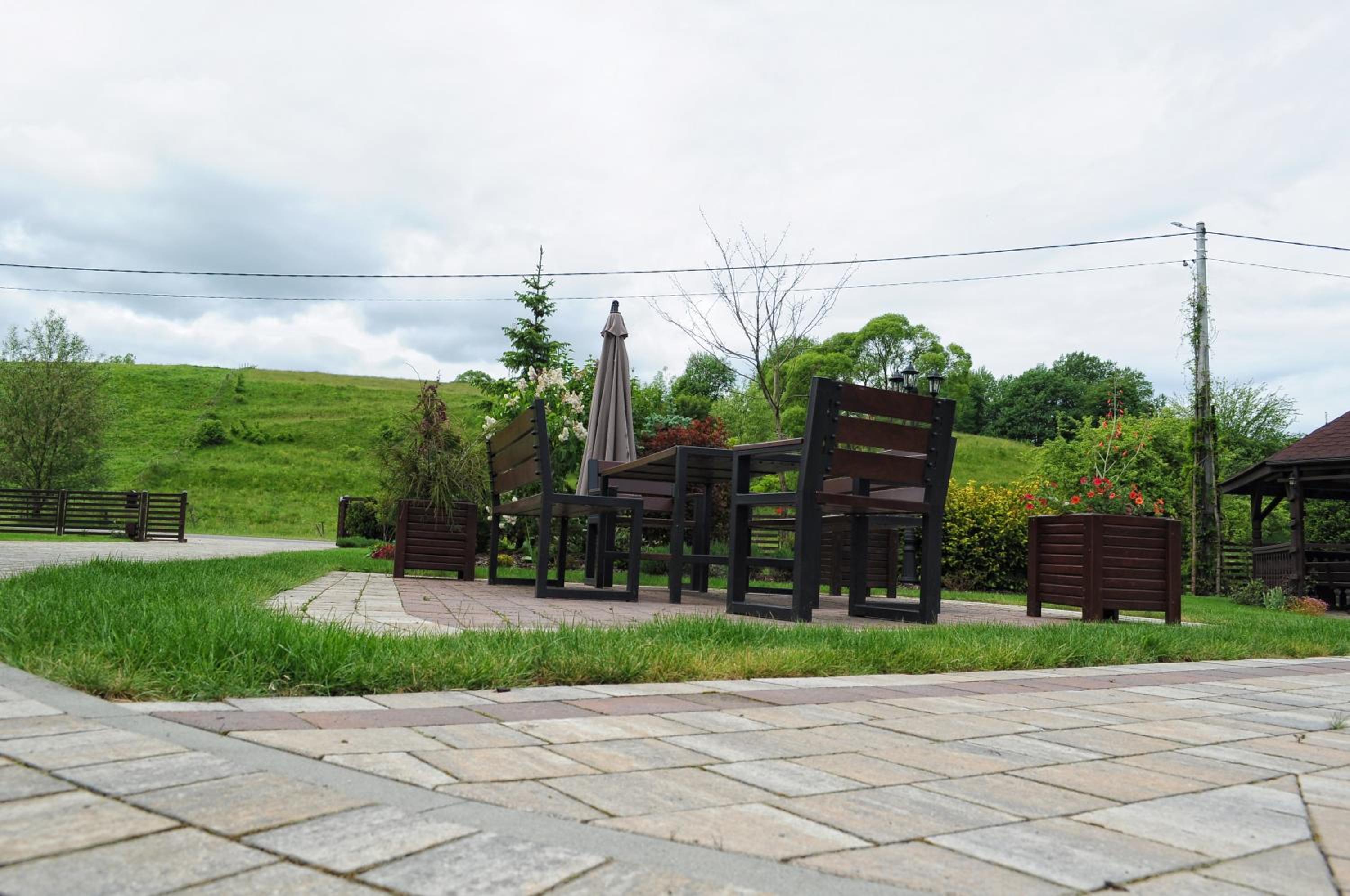 Photo 8