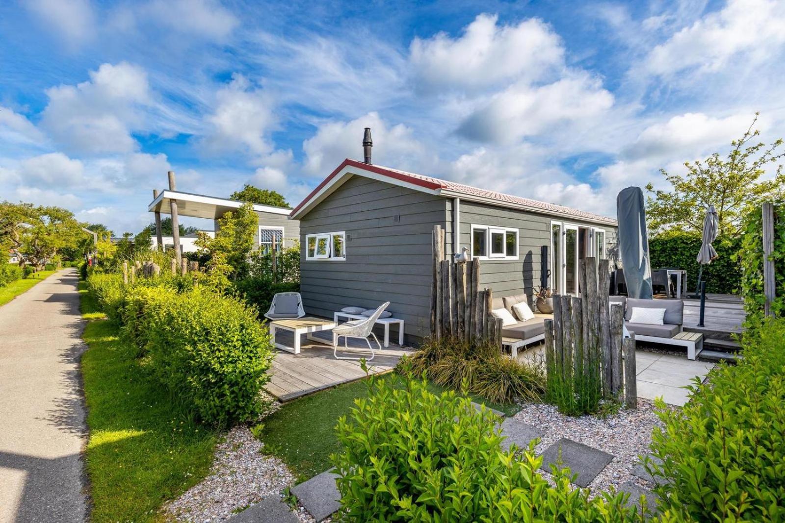 VZ878 Vakantiechalet in Oostkapelle view 5