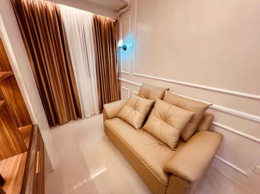 Henica Suite Fame Residences