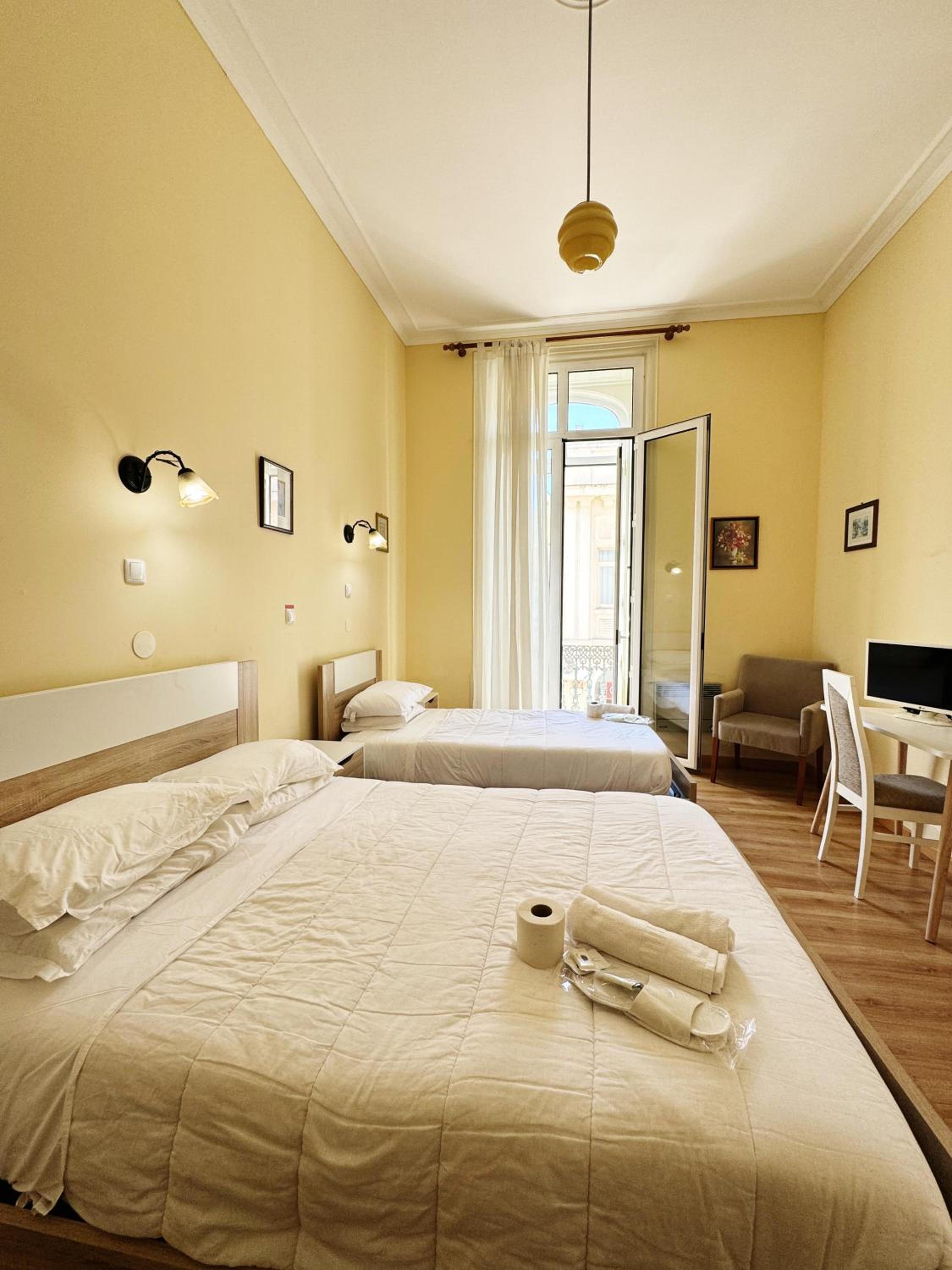 Central Guest House, photo 14