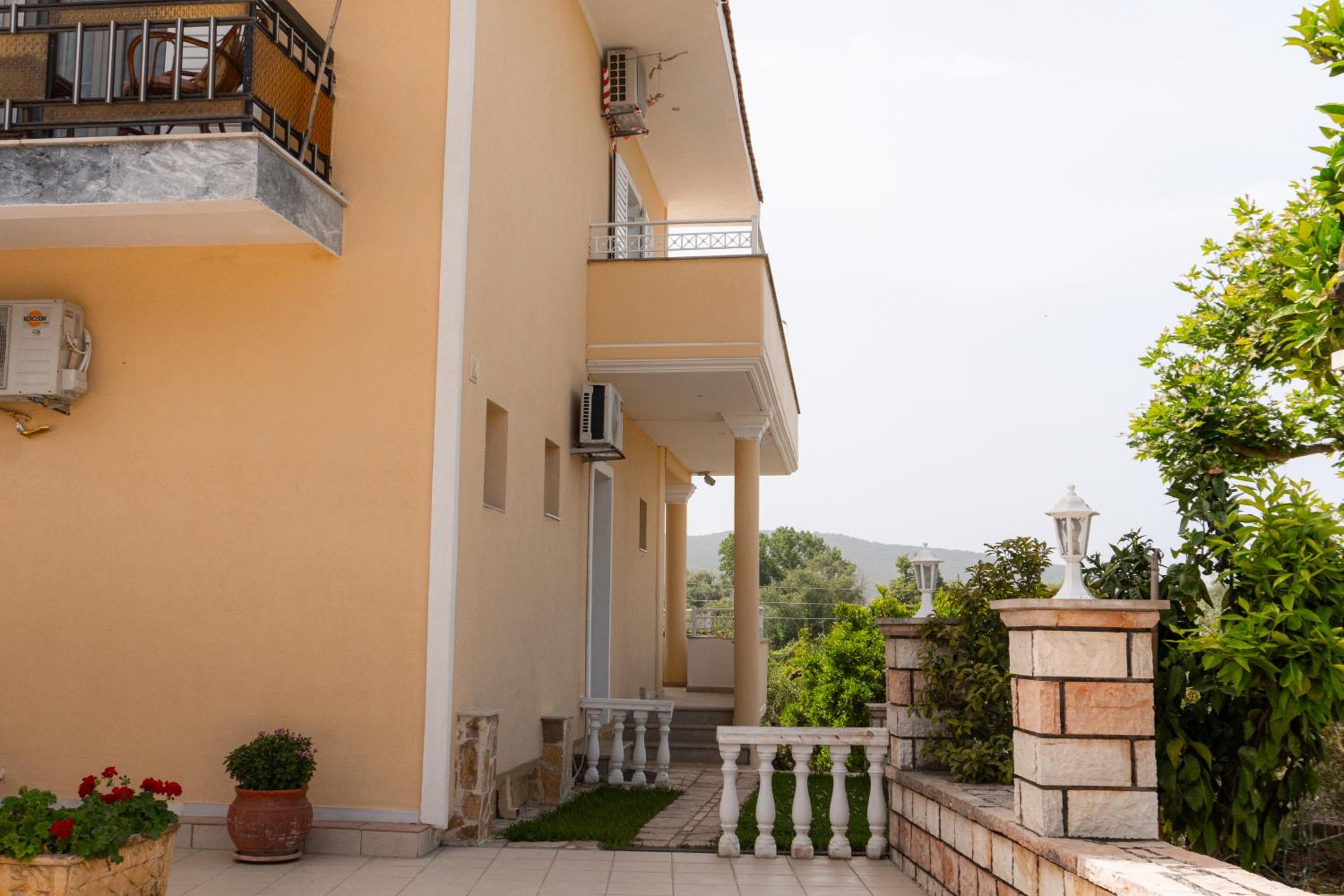 Apartment’s Vasileiou Suite 1 view 3