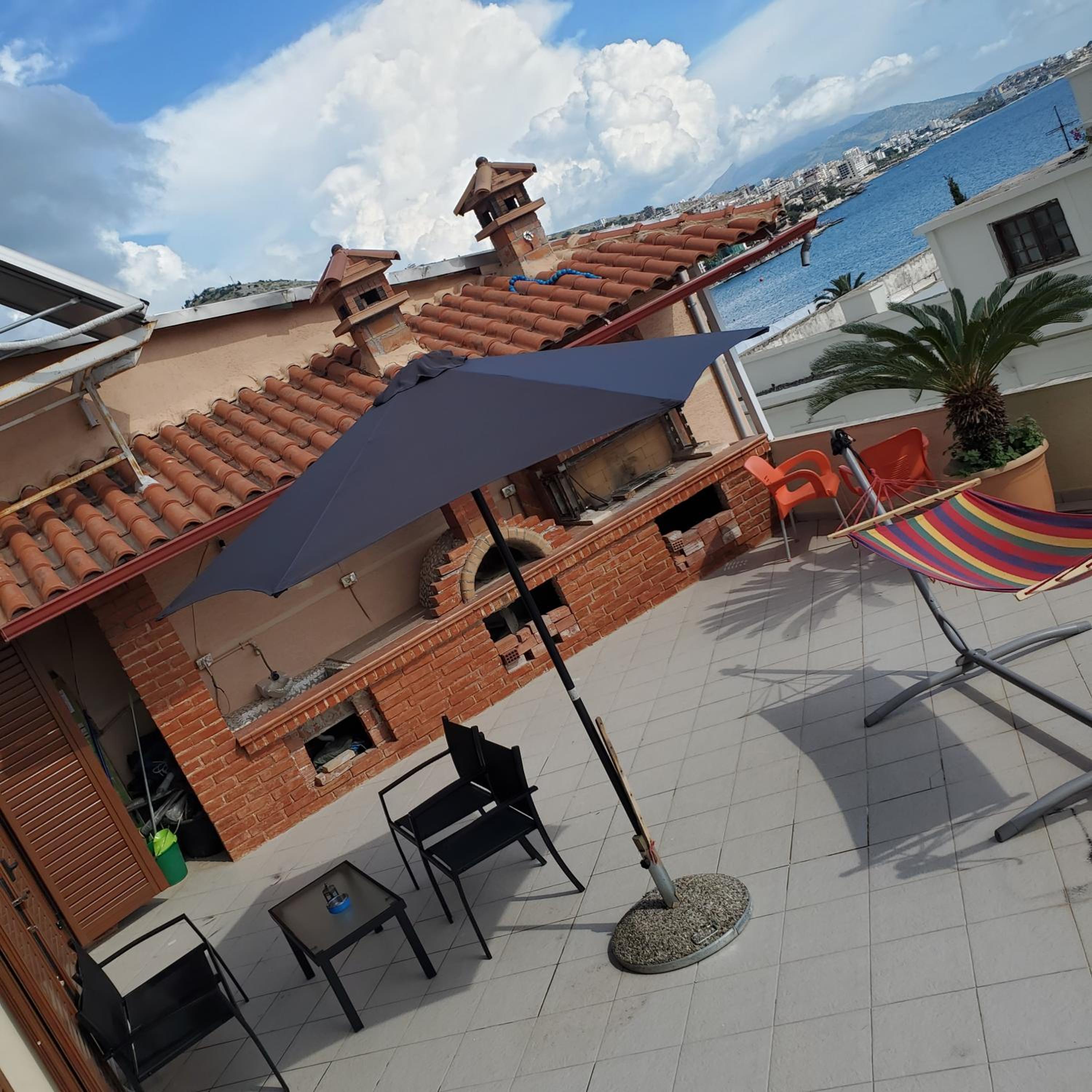 July Seaview Apartments